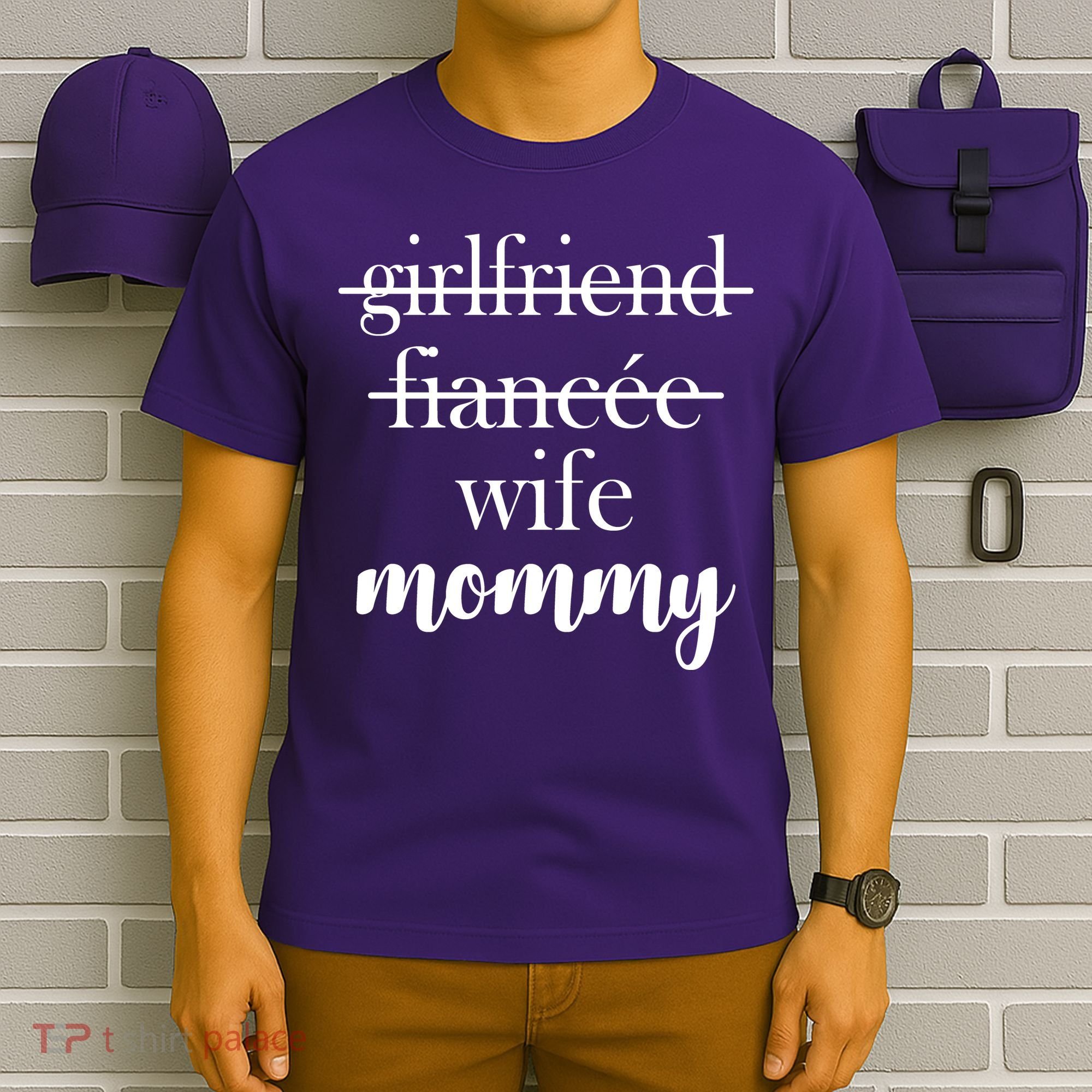 New Mommy Girlfriend Wife Fiancee  T-Shirt