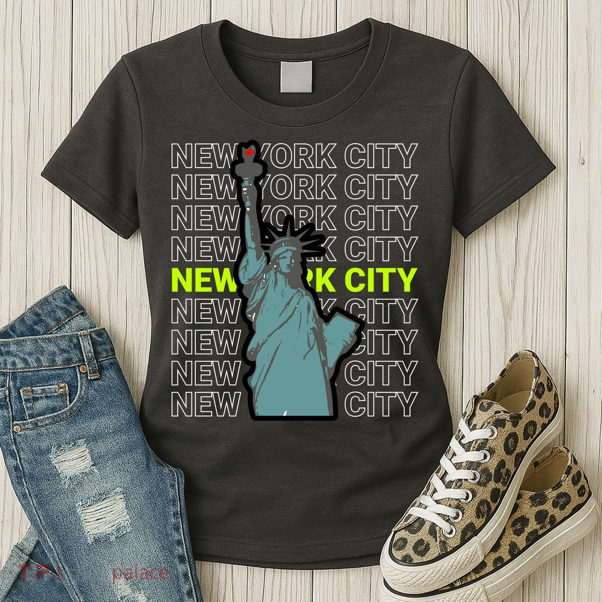 New York City Statue of Liberty Women's T-Shirt
