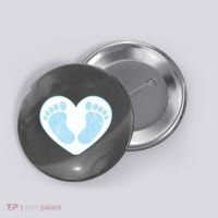 Newborn Feet Button thumb 0