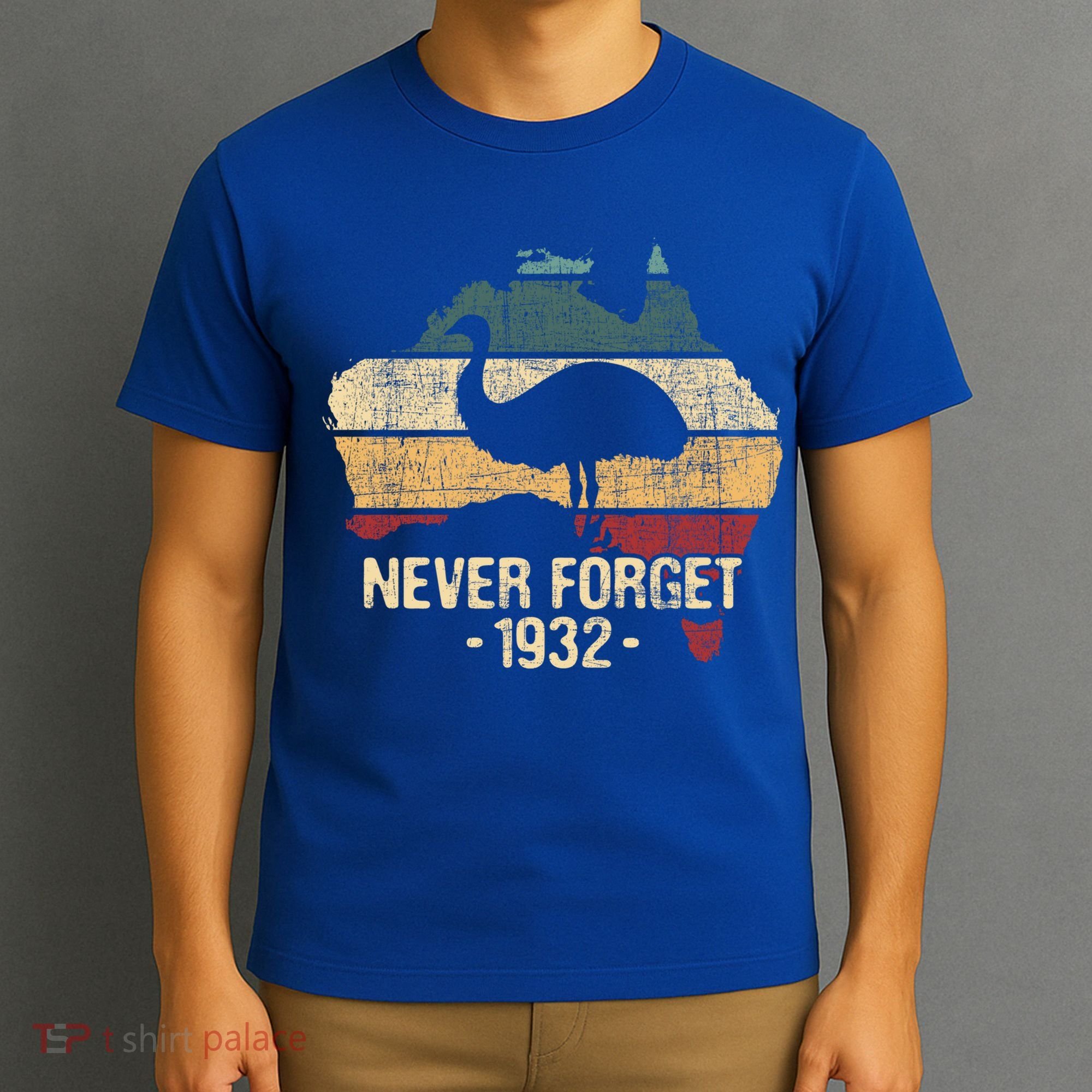 Never Forget 1932 Emu War Gift Emu Lover Zookeeper Gift T-Shirt