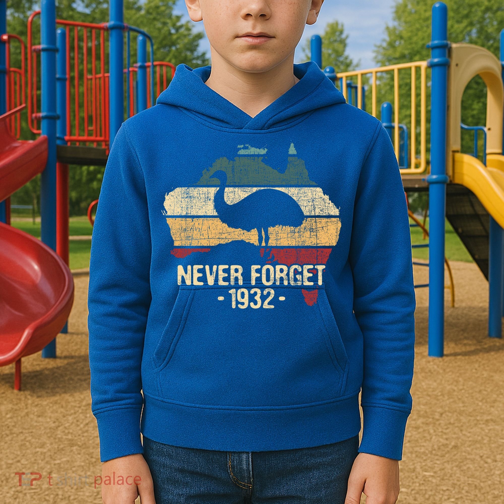 Never Forget 1932 Emu War Gift Emu Lover Zookeeper Gift Kids Hoodie