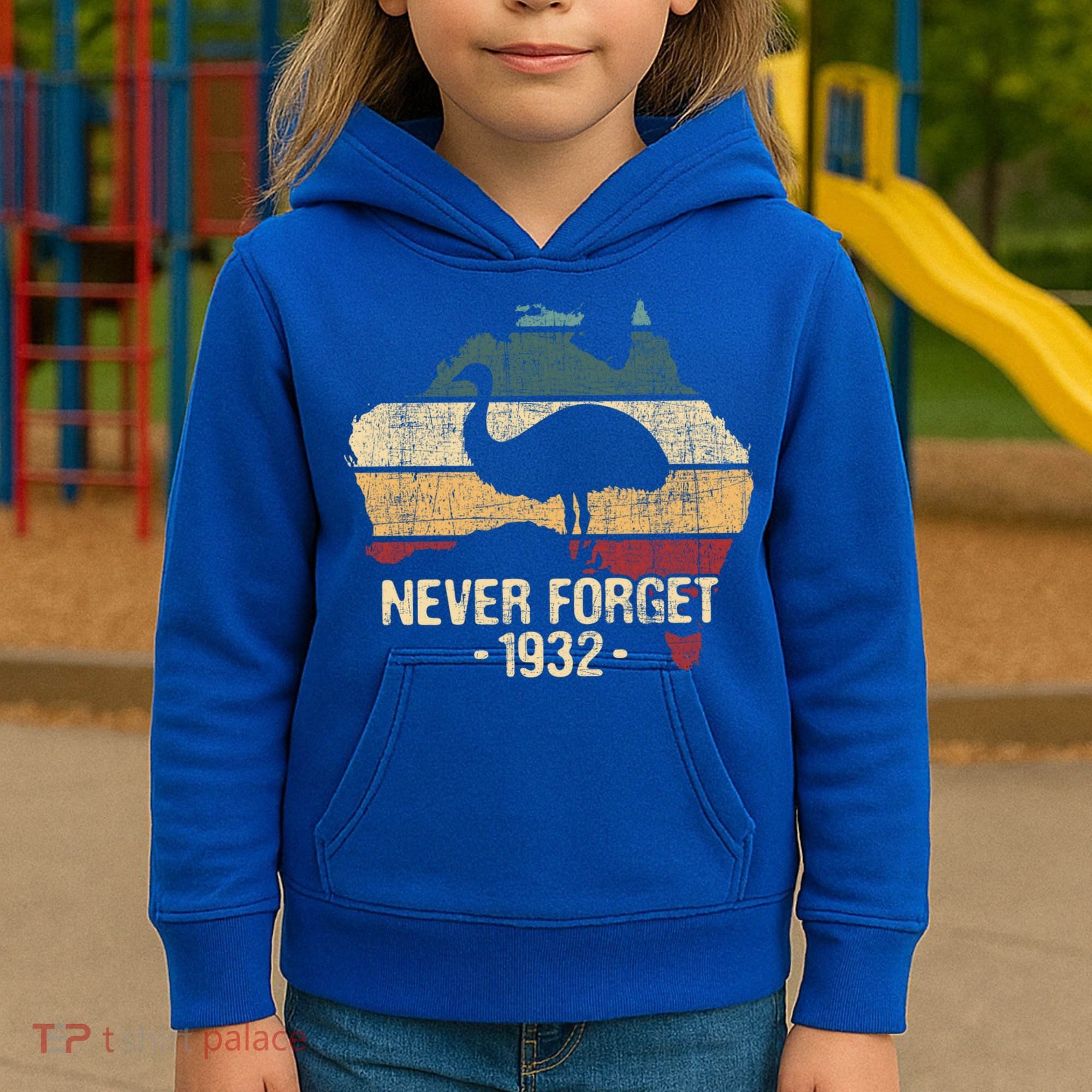 Never Forget 1932 Emu War Gift Emu Lover Zookeeper Gift Kids Hoodie