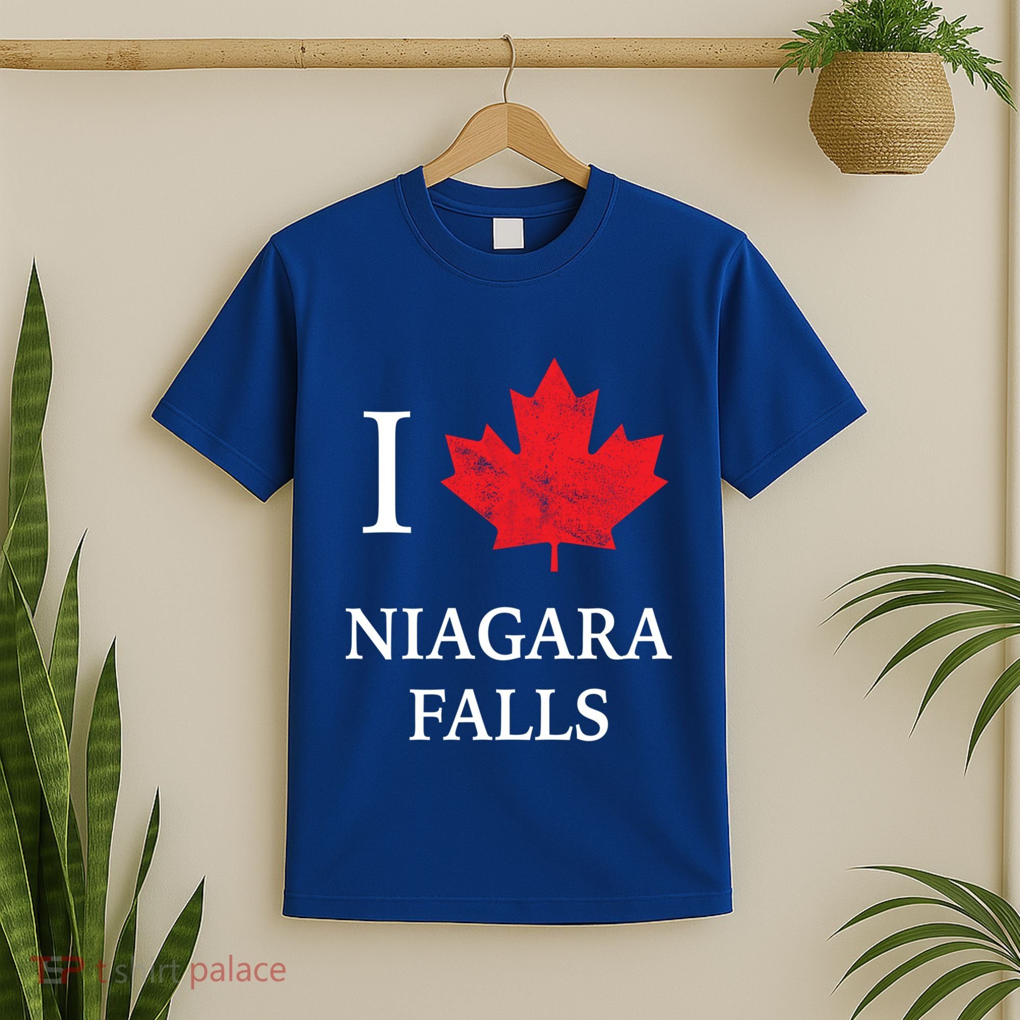Niagara Falls Gift Red Maple Leaf Canada Great Gift T-Shirt