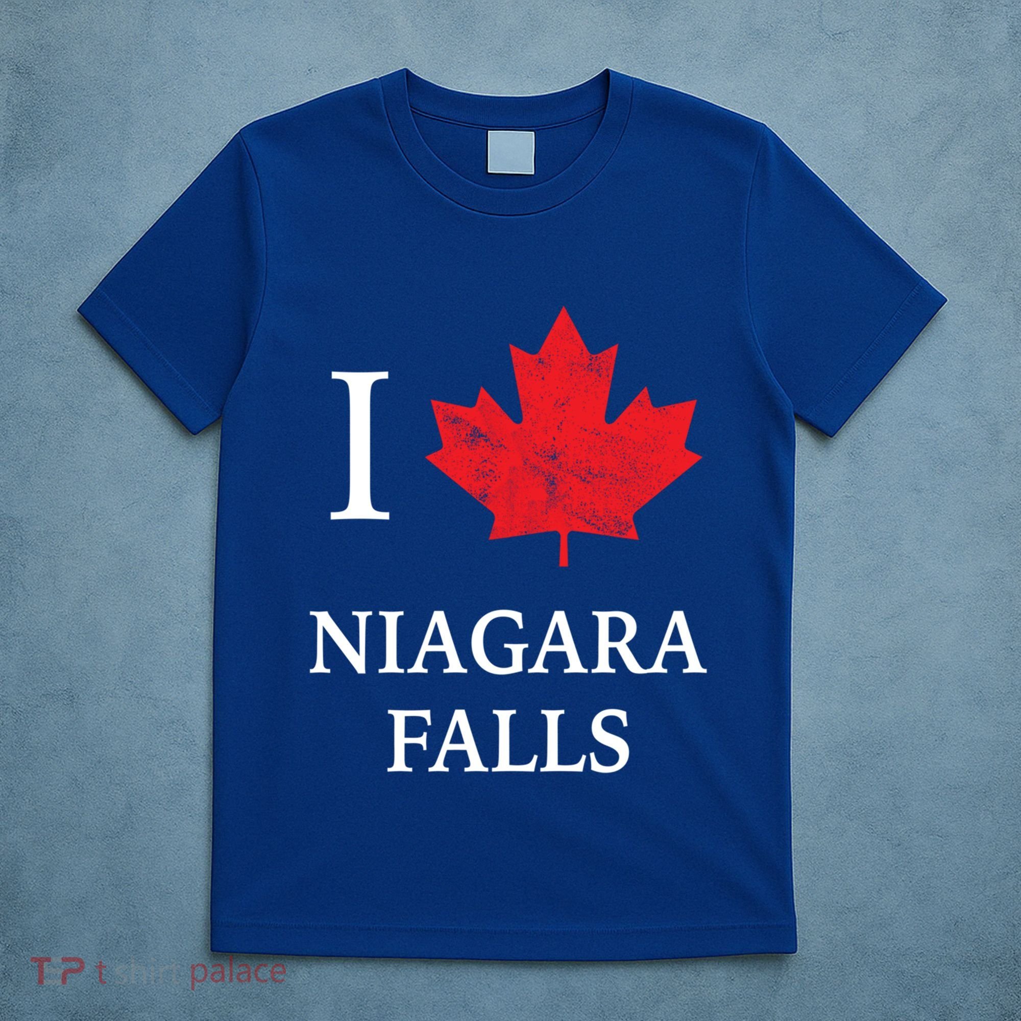 Niagara Falls Gift Red Maple Leaf Canada Great Gift T-Shirt