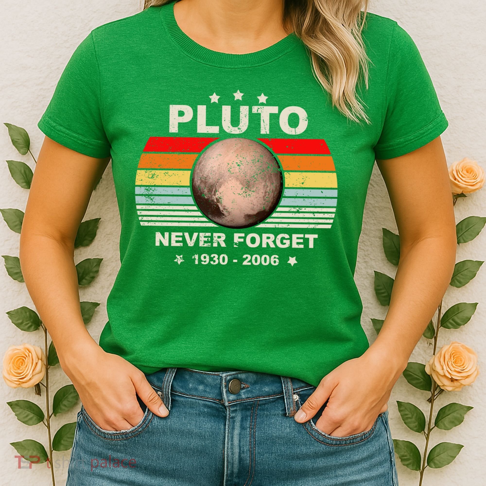 Never Forget Pluto Women's T-Shirt