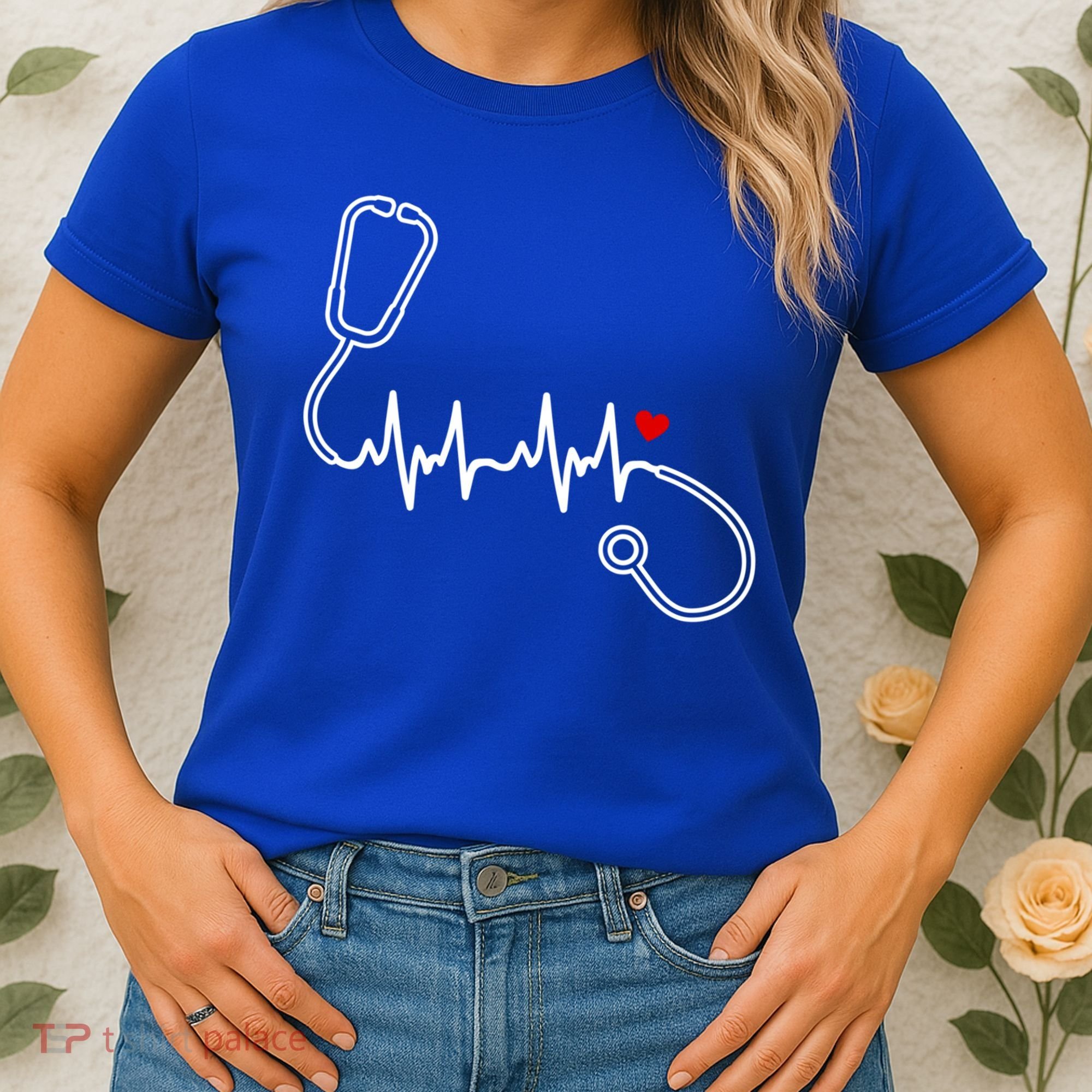 Nurse Heartbeat Clothing Gift Nurse Stethoscope Heart Gift Women's T-Shirt