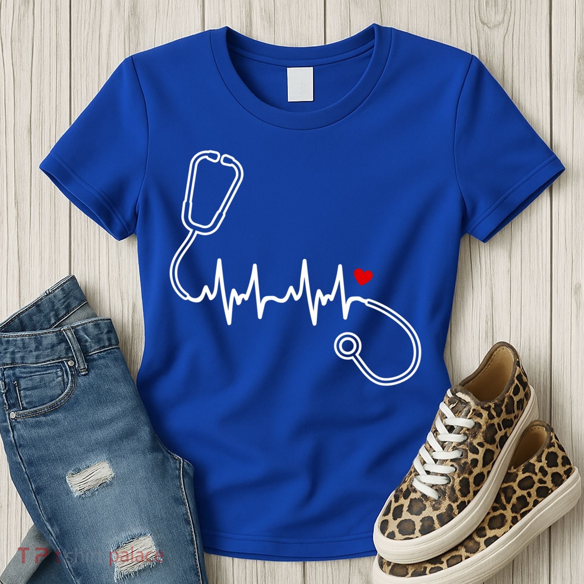 Nurse Heartbeat Clothing Gift Nurse Stethoscope Heart Gift Women's T-Shirt