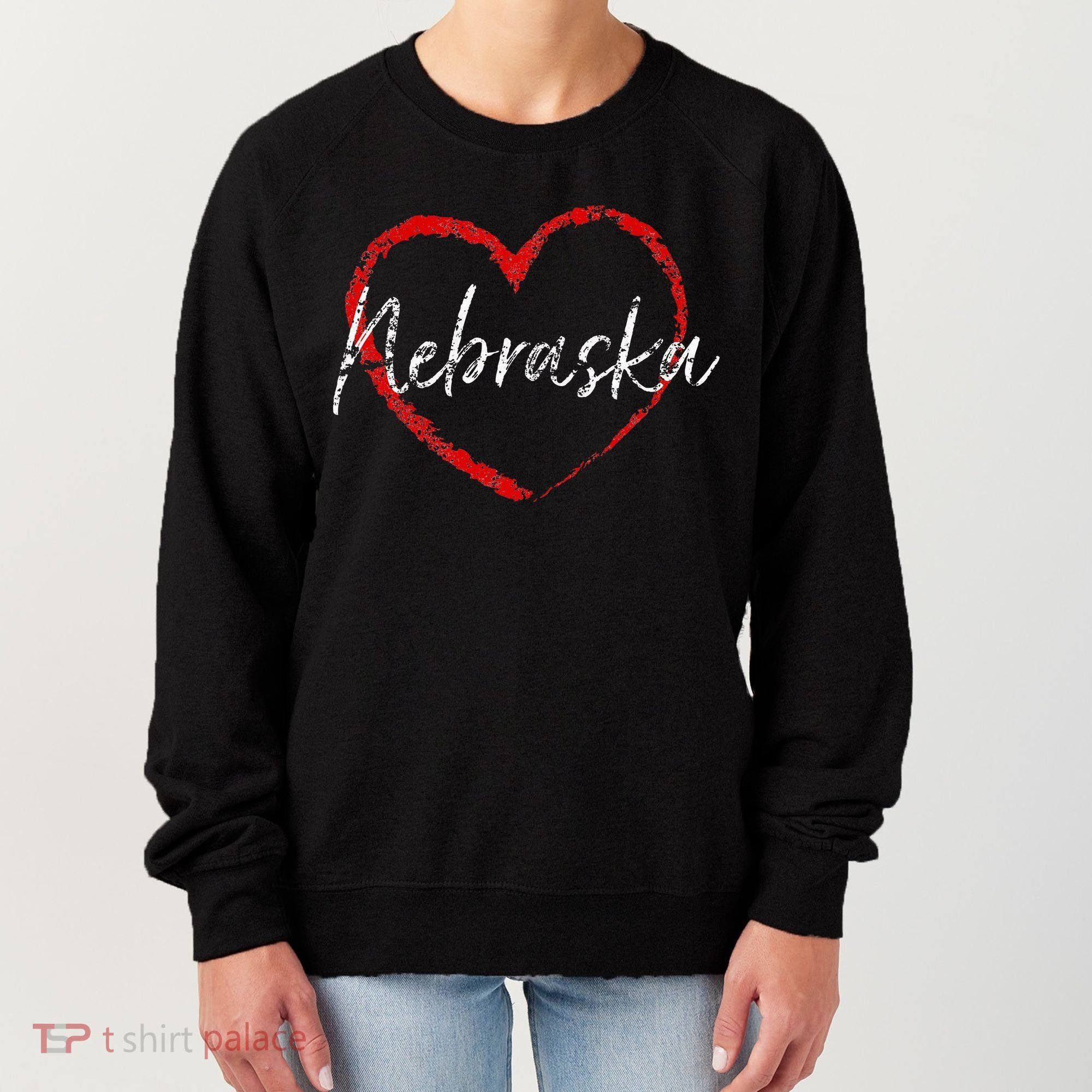 Nebraska Heart Cute Ladies Mom Gift Women's Sweatshirt