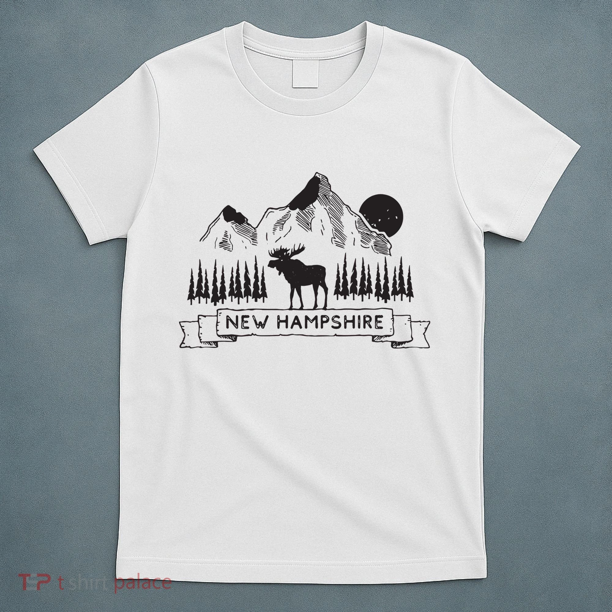 New Hampshire Mountain Moose Cool New Hampshire Gift T-Shirt