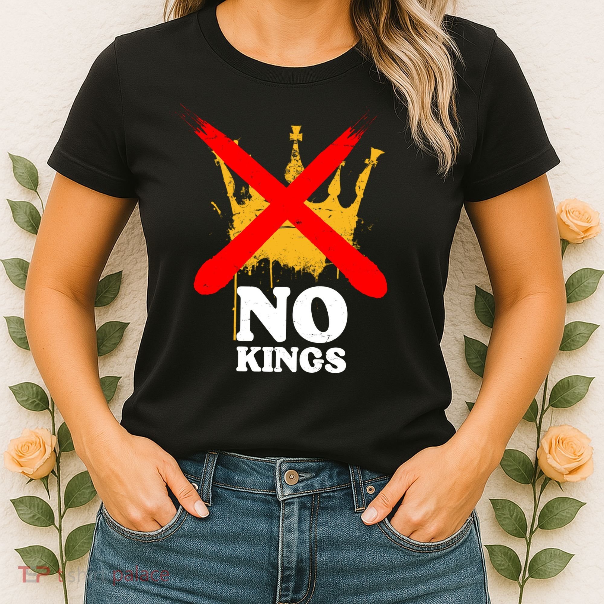 No King Anti-Trump Women's T-Shirt
