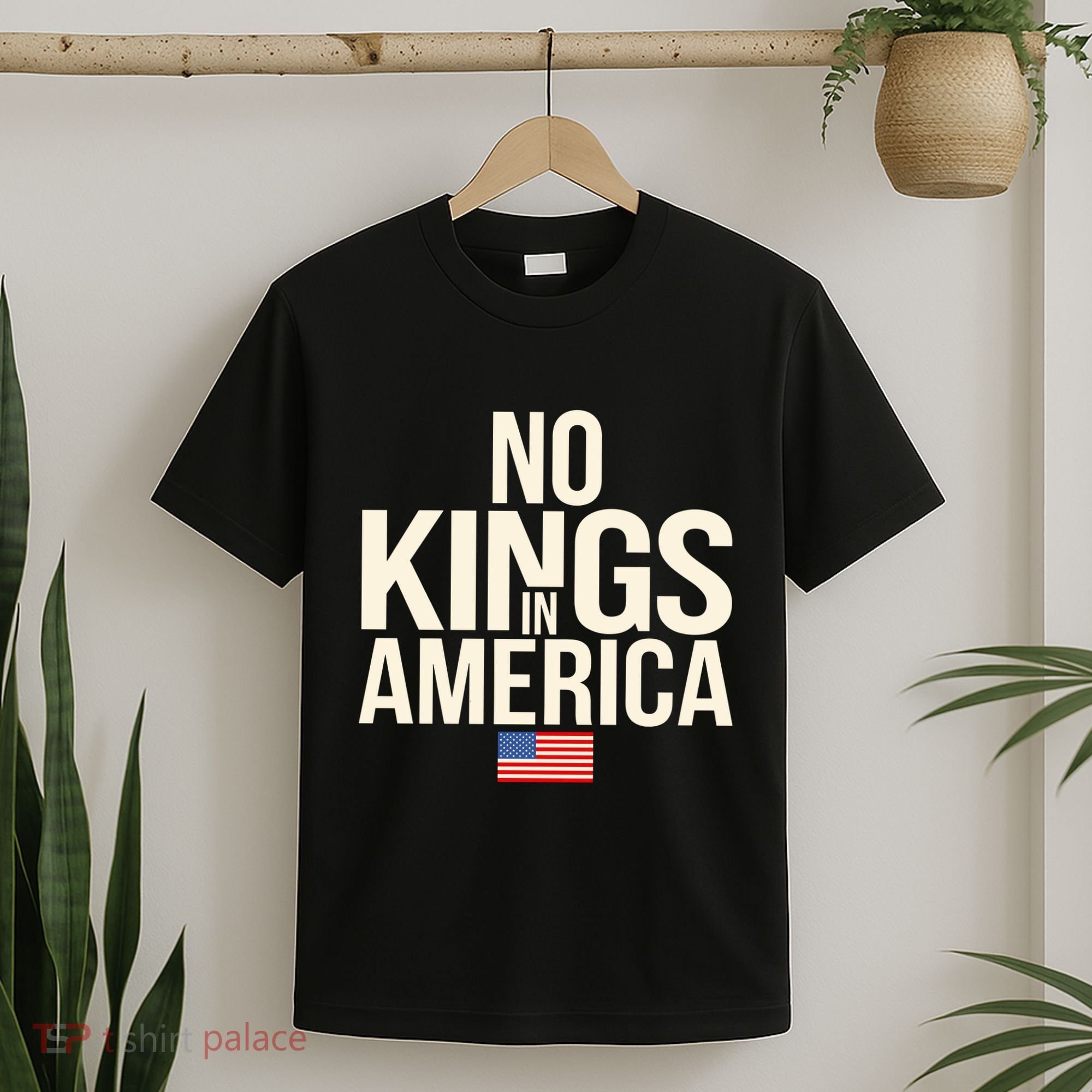 No Kings In America Democracy United States Independence T-Shirt