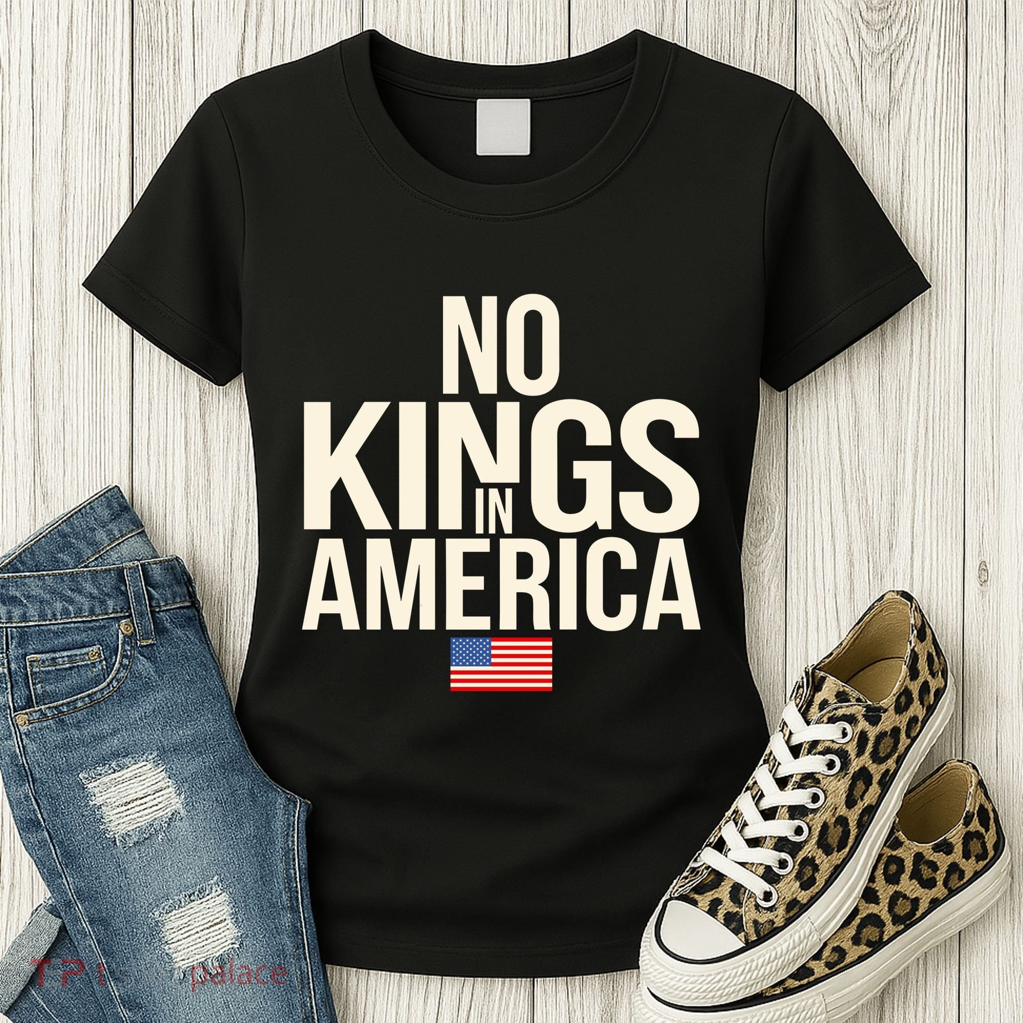 No Kings In America Democracy United States Independence Women's T-Shirt