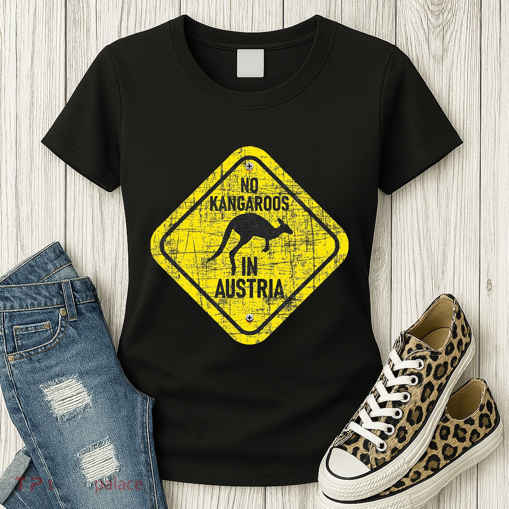 No Kangaroos In Austria Zookeeper Wildlife Animal Lover Women's T-Shirt