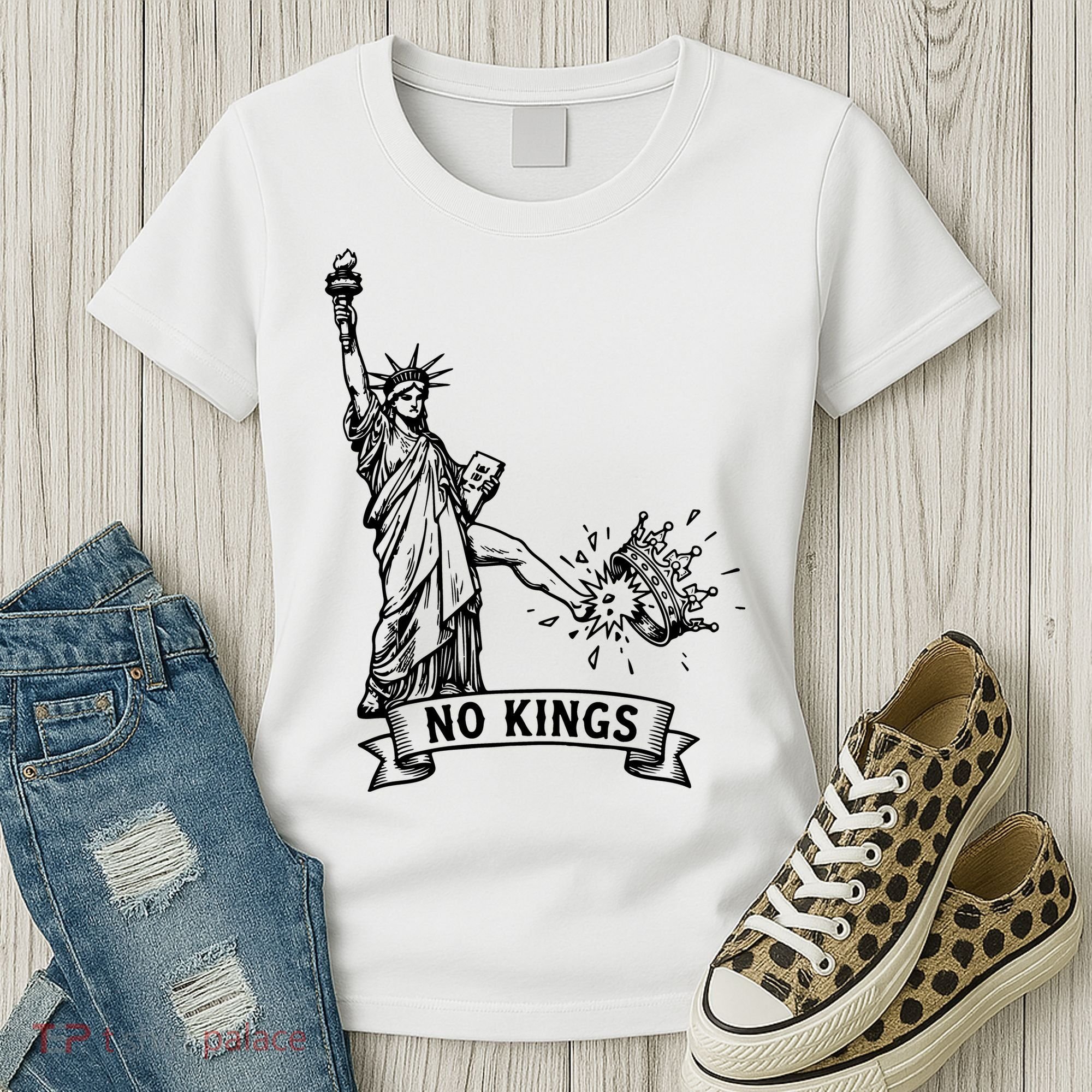 NO Kings Statue Of Liberty Kicks Crown Women's T-Shirt