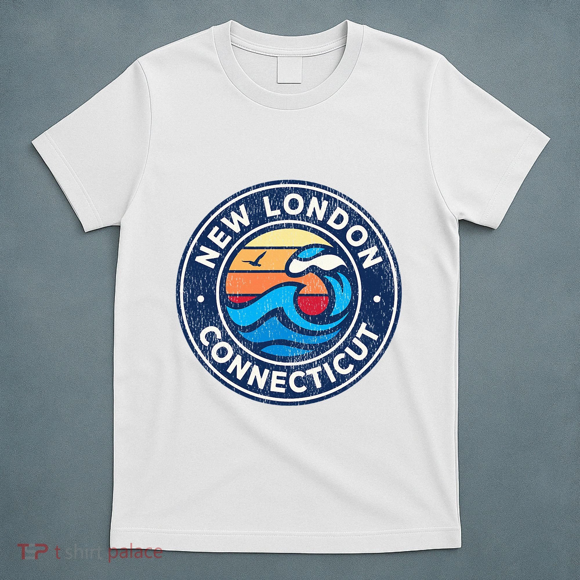 New London Connecticut Ct Vintage Nautical Waves T-Shirt
