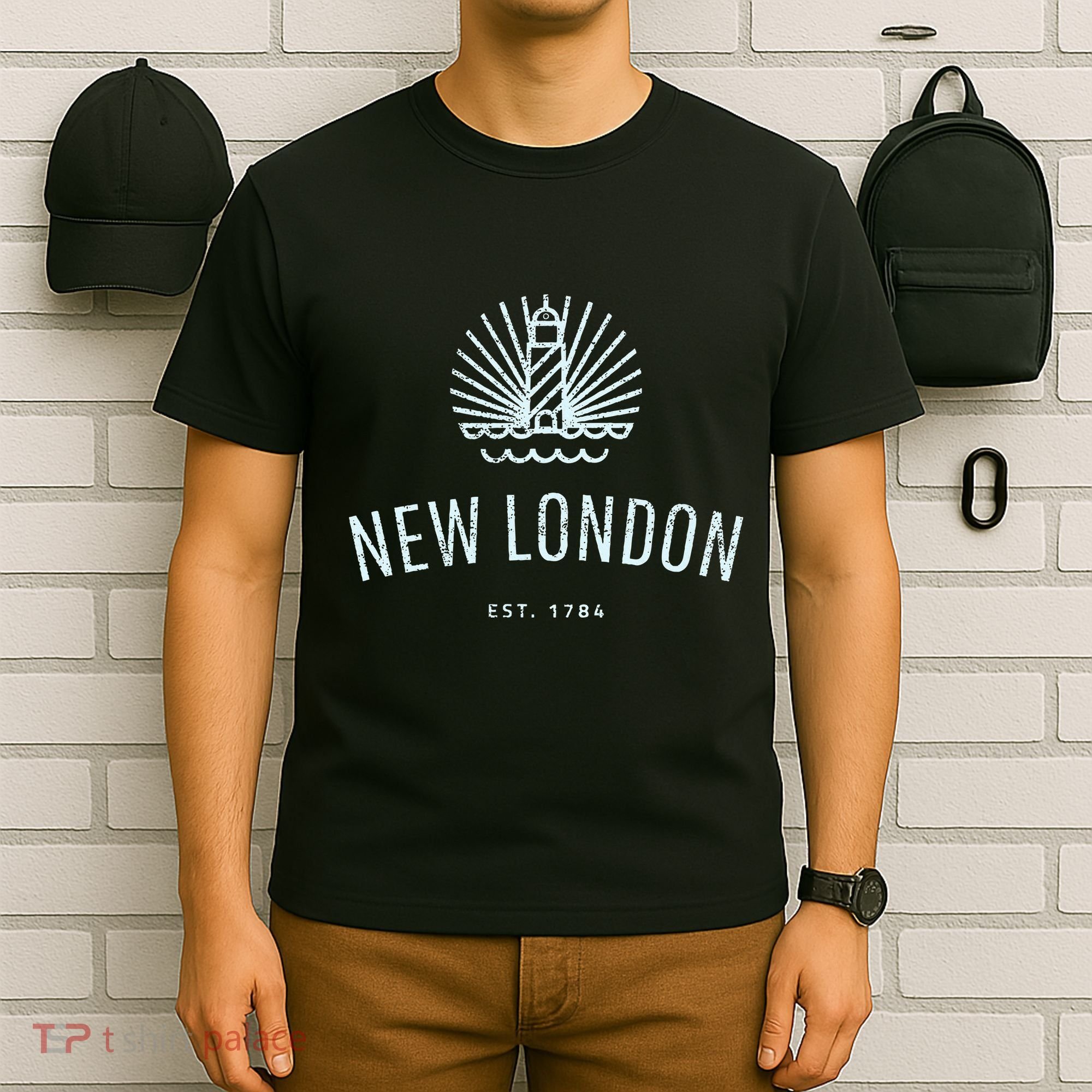 New London Connecticut Lighthouse Souvenir T-Shirt