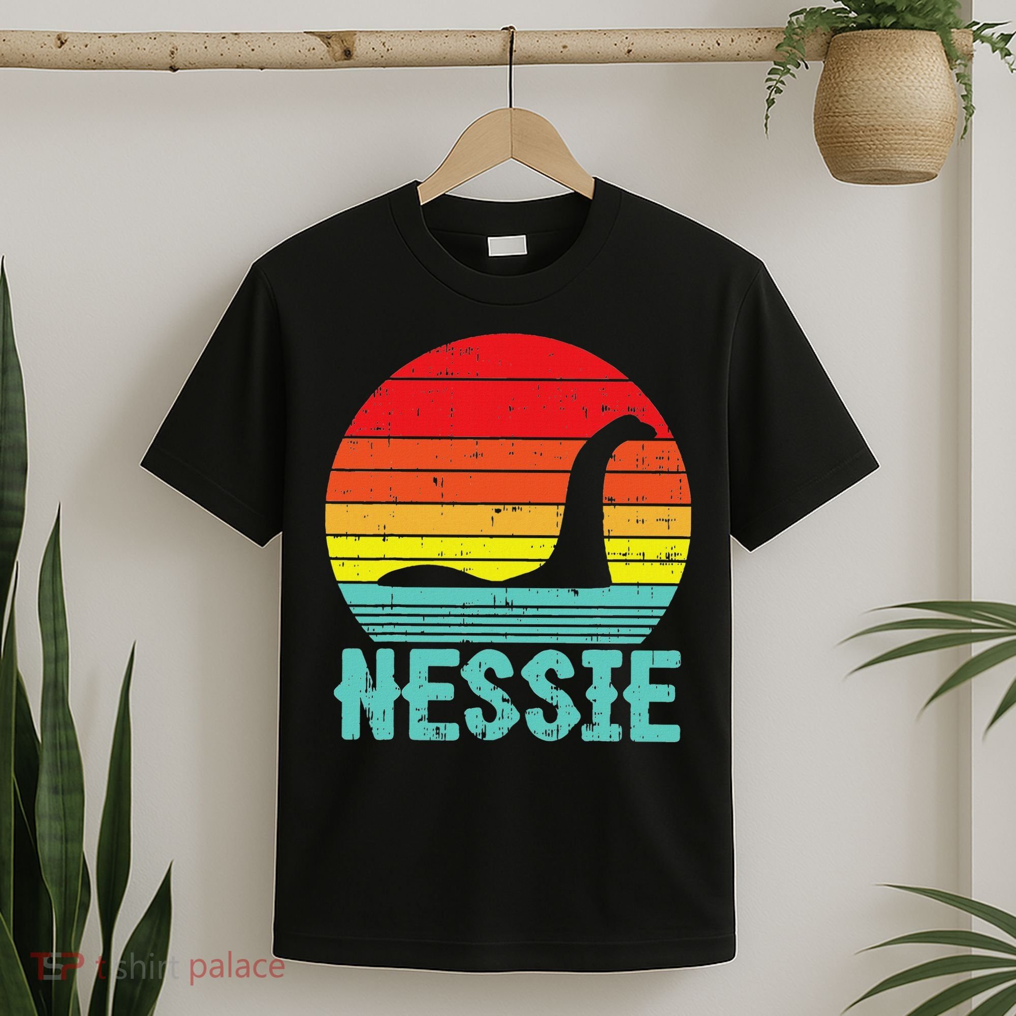 Nessie Loch Ness Monster Retro Nessy Animal Lover T-Shirt
