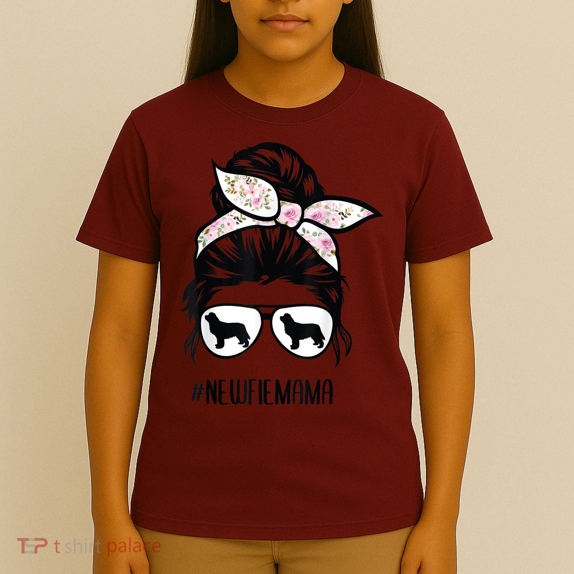 Newfie Mom Dog Messy Bun Hair Glasses Newfoundland Dog Mom T-Shirt
