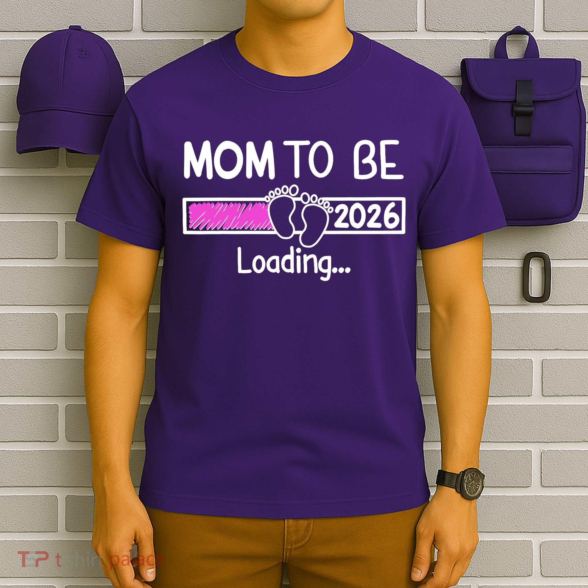 New Mom To Be 2026 Loading T-Shirt