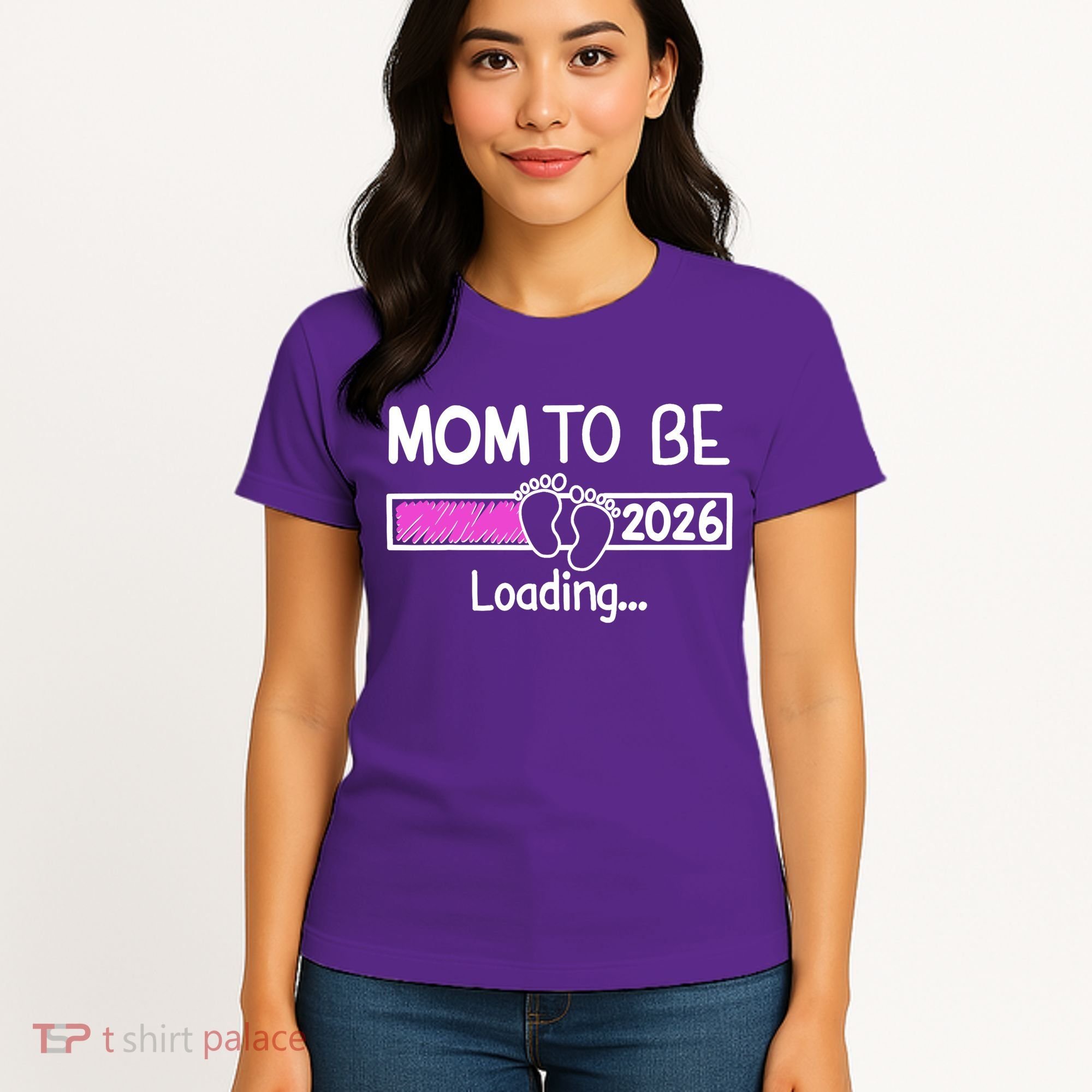 New Mom To Be 2026 Loading Women's T-Shirt