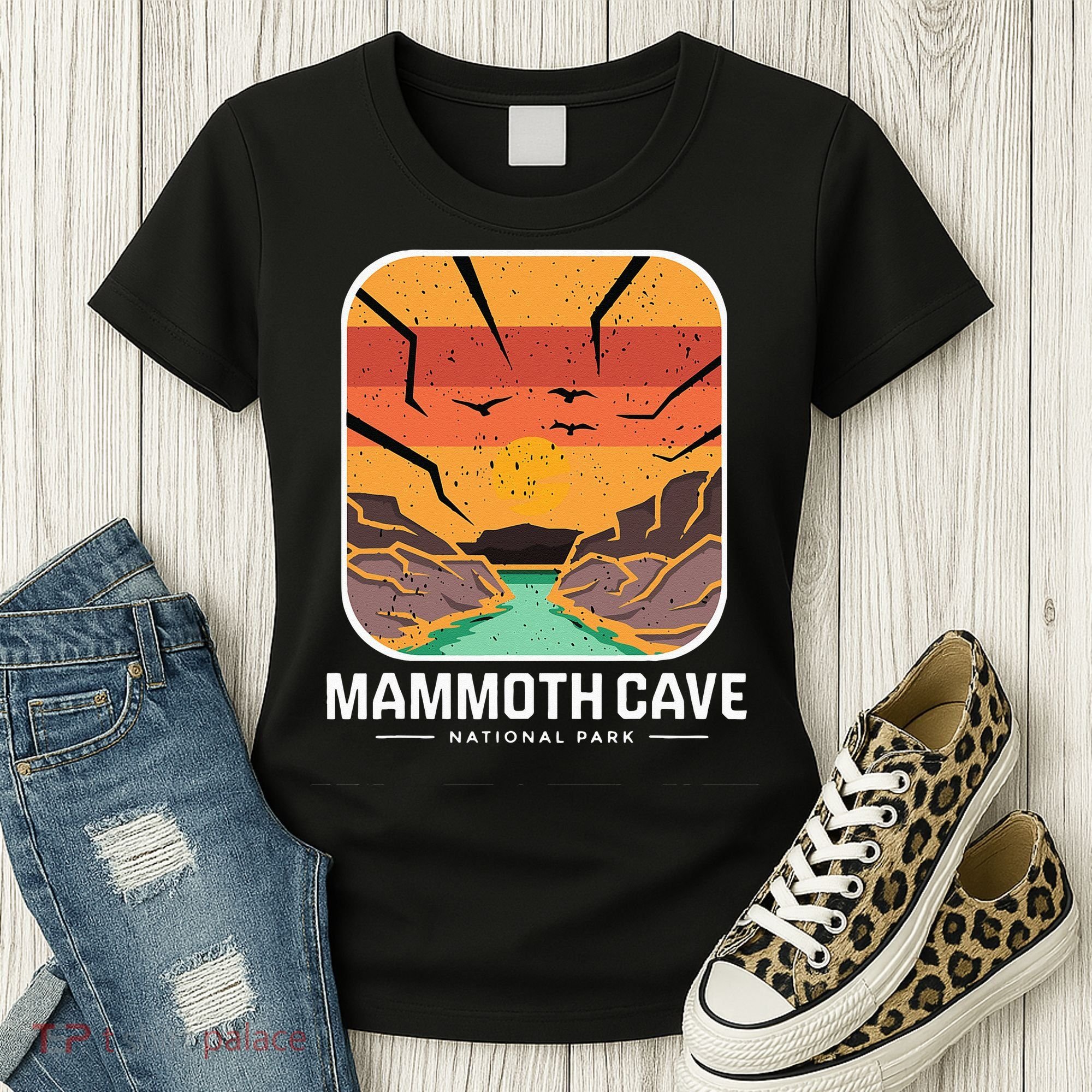 National Park Mammoth Cave Kentucky Souvenir Cave Hike Women's T-Shirt