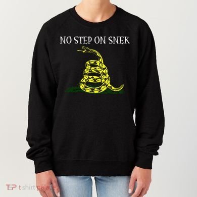 No Step On Snek  Women's Sweatshirt