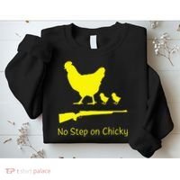 No Step On Chicky Libertarian Rifle Gadsden Flag Chicken Gun Sweatshirt thumb 2