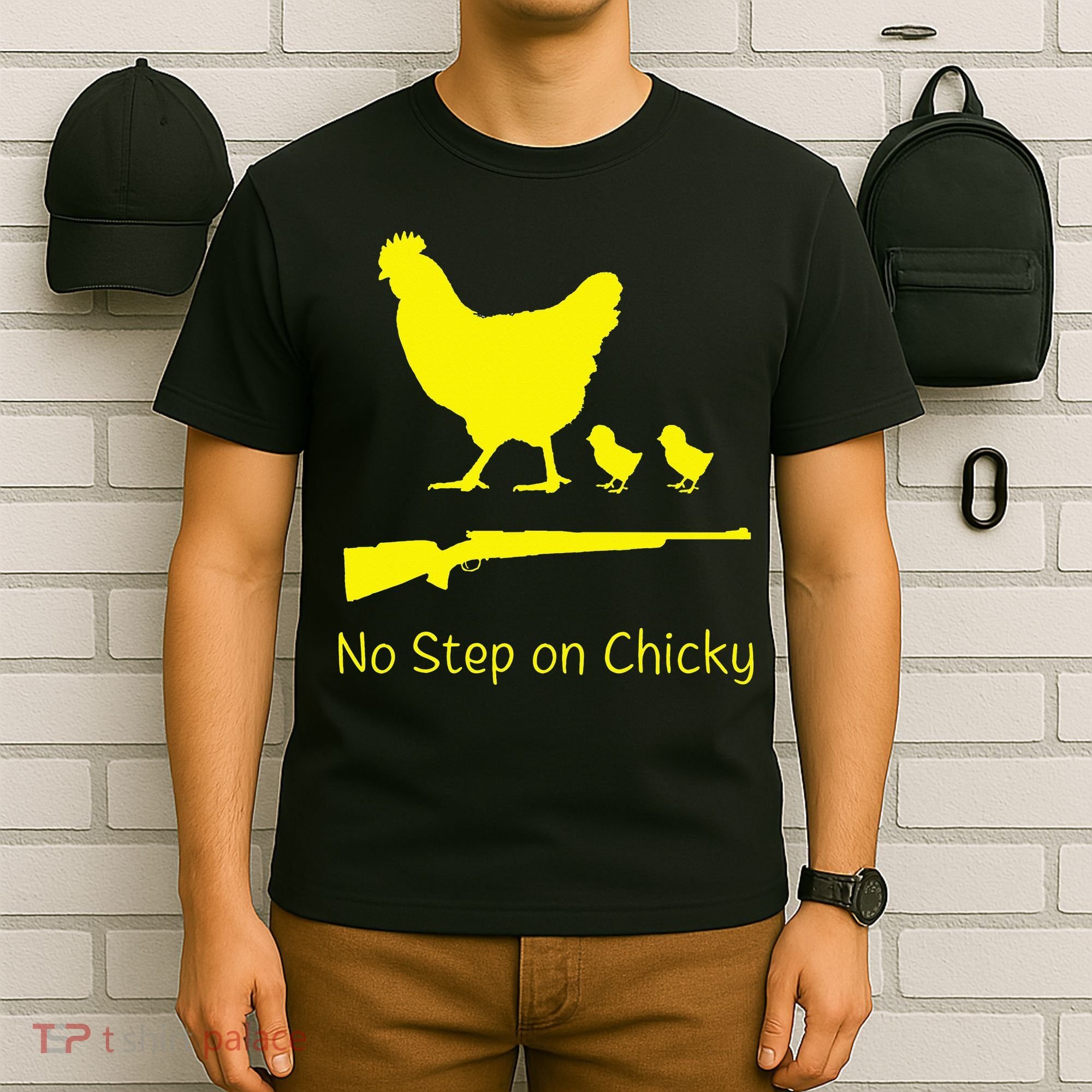 No Step On Chicky Libertarian Rifle Gadsden Flag Chicken Gun T-Shirt