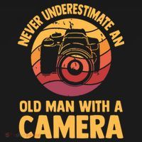 Never Underestimate An Old Man With A Camera Photography Toddler T-Shirt thumb 4