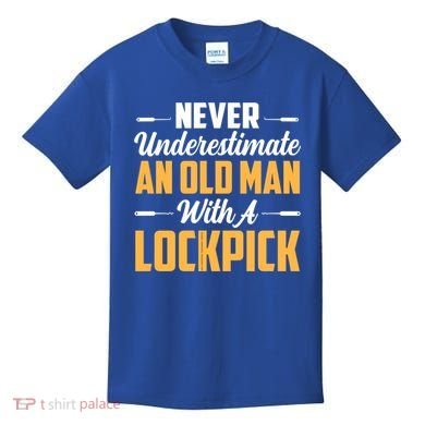 Never Underestimate An Old With A Lockpick Locksmith Gift Kids T-Shirt