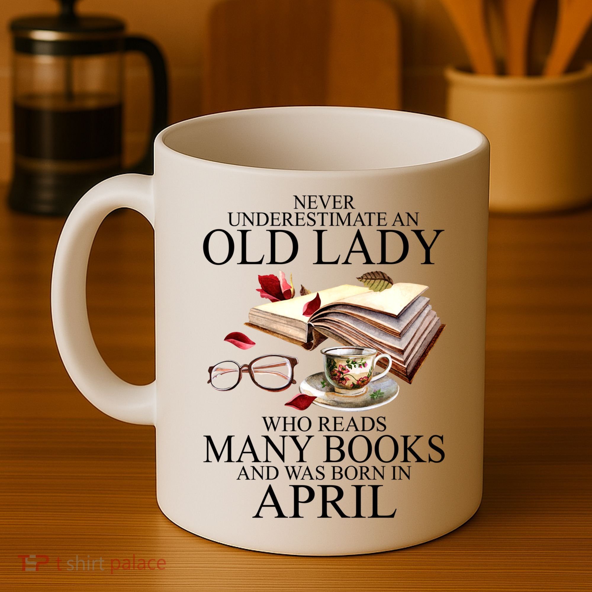 Never Underestimate An Old Lady Who Reads Many Books Gift Coffee Mug