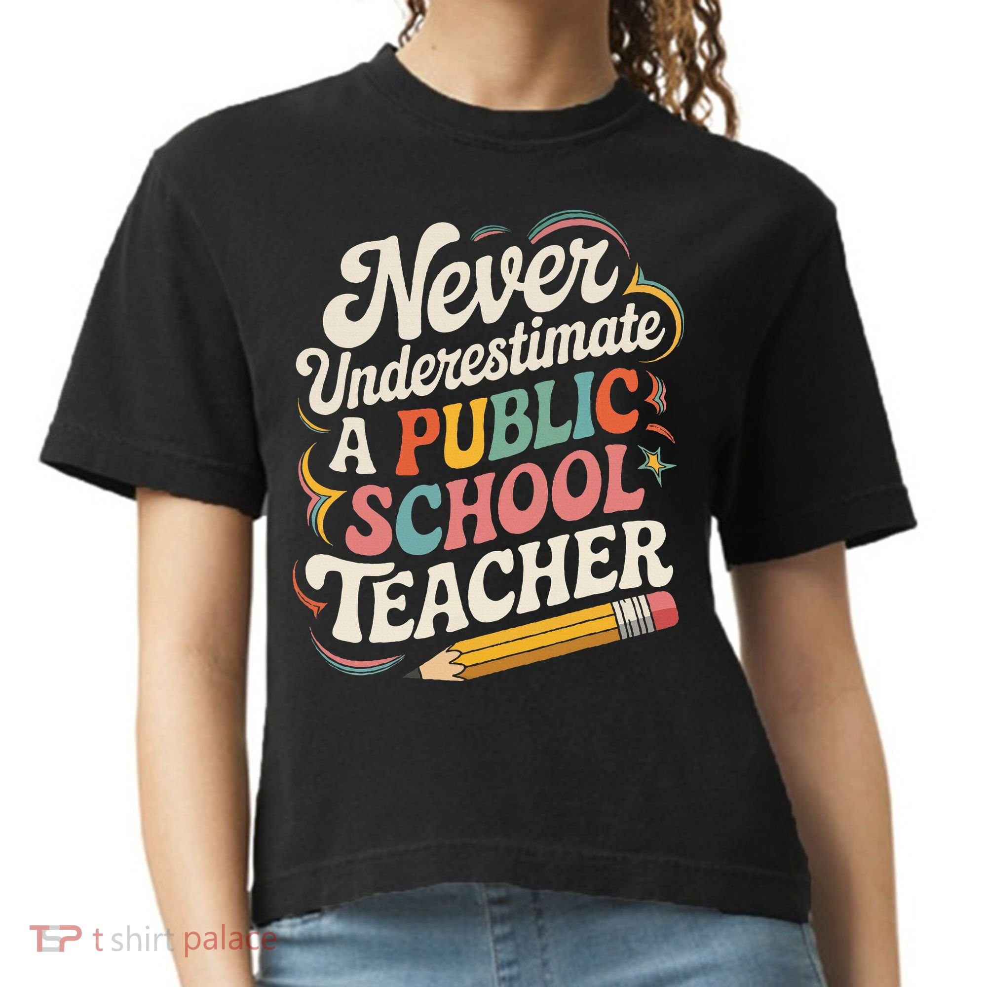Never Underestimate A Public School Teacher Public Education Comfort Colors Boxy T-Shirt