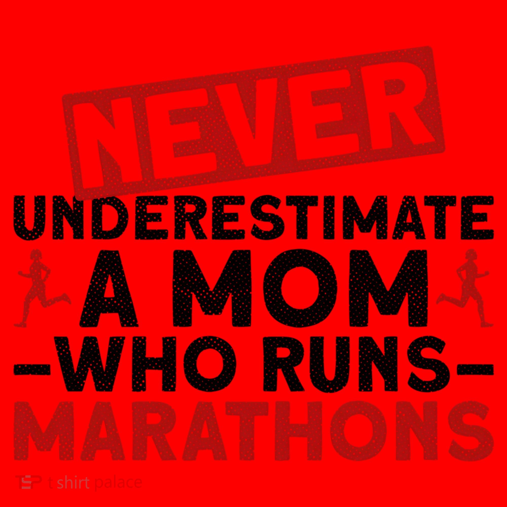 Never Underestimate A Mom Who Runs Marathons Gift Santa Hat