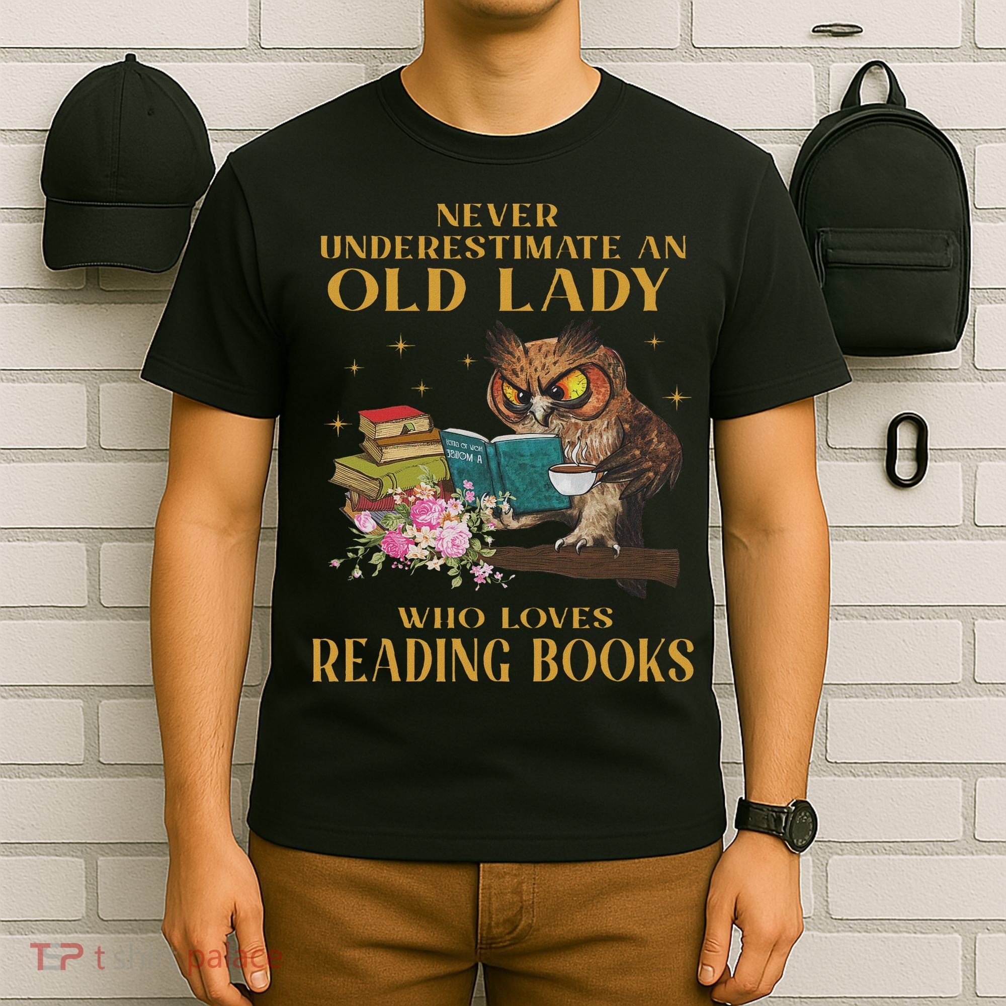 Never Underestimate An Old Lady Who Loves Reading Book Owl T-Shirt