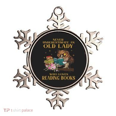 Never Underestimate An Old Lady Who Loves Reading Book Owl Ornament