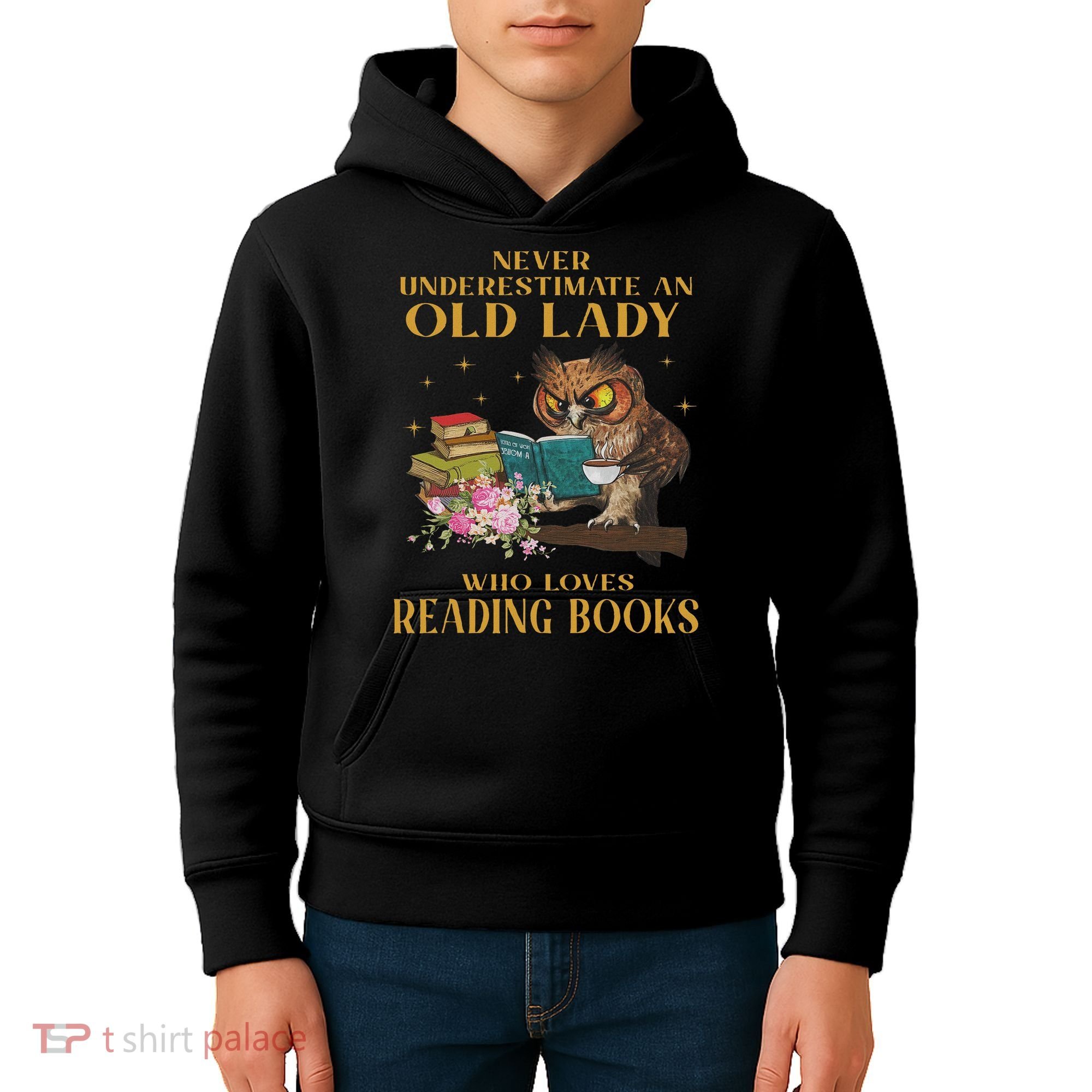 Never Underestimate An Old Lady Who Loves Reading Book Owl Kids Hoodie