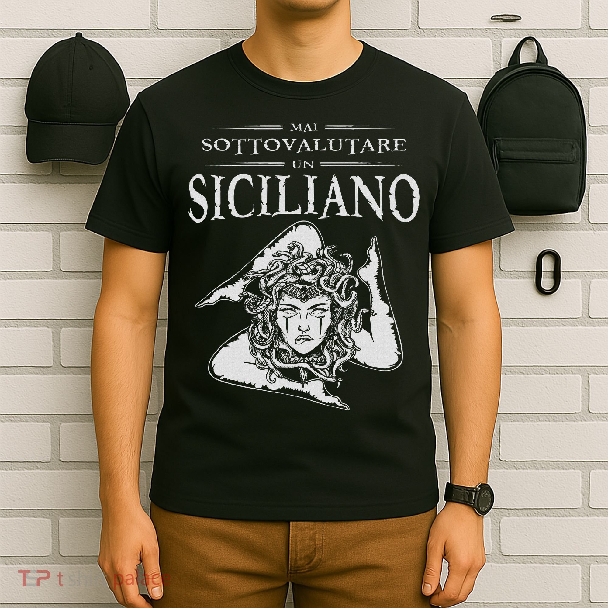Never Underestimate A Sicilian Trinacria Sicilia Heraldik T-Shirt