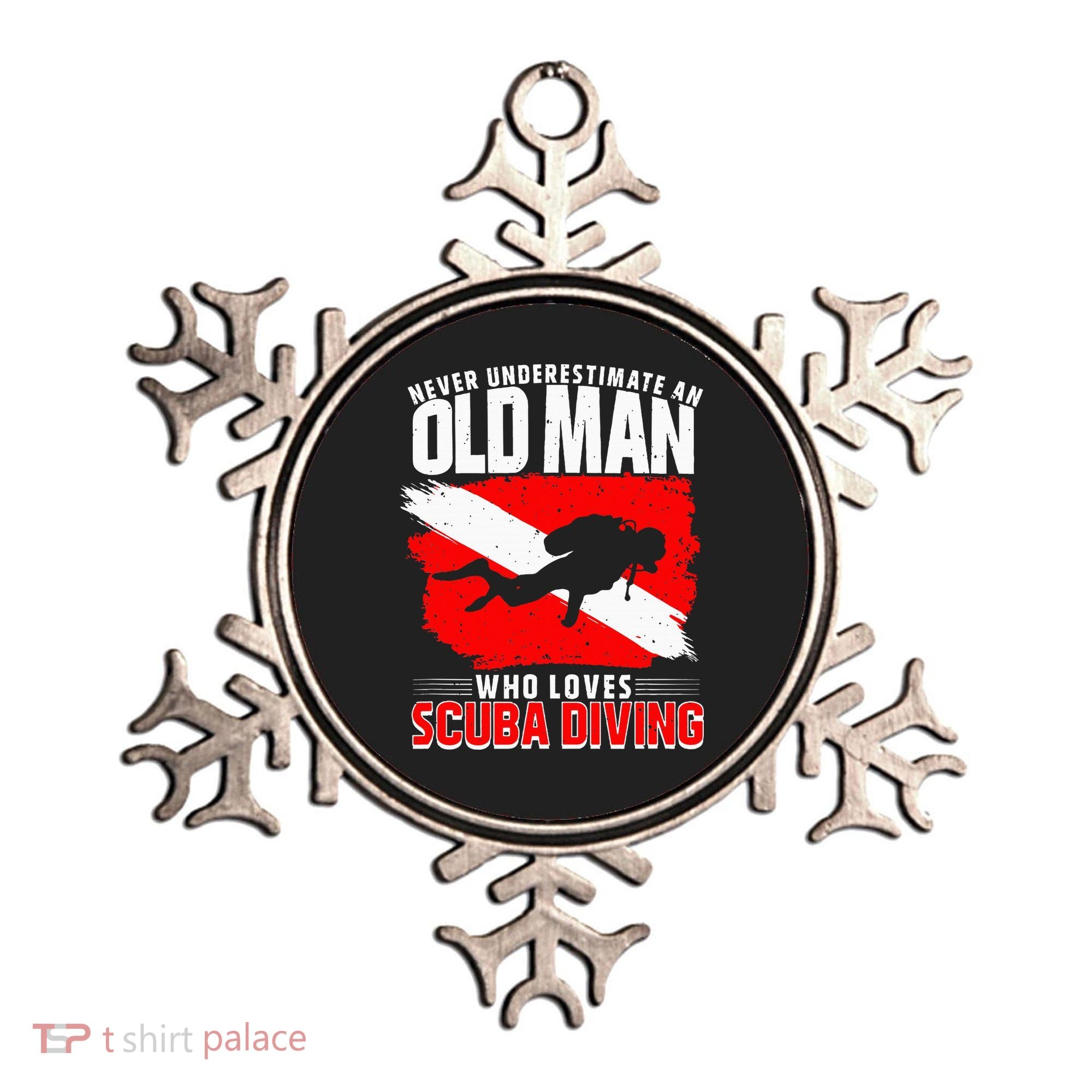 Never Underestimate An Old Man Diver Gift Scuba Diving Ornament