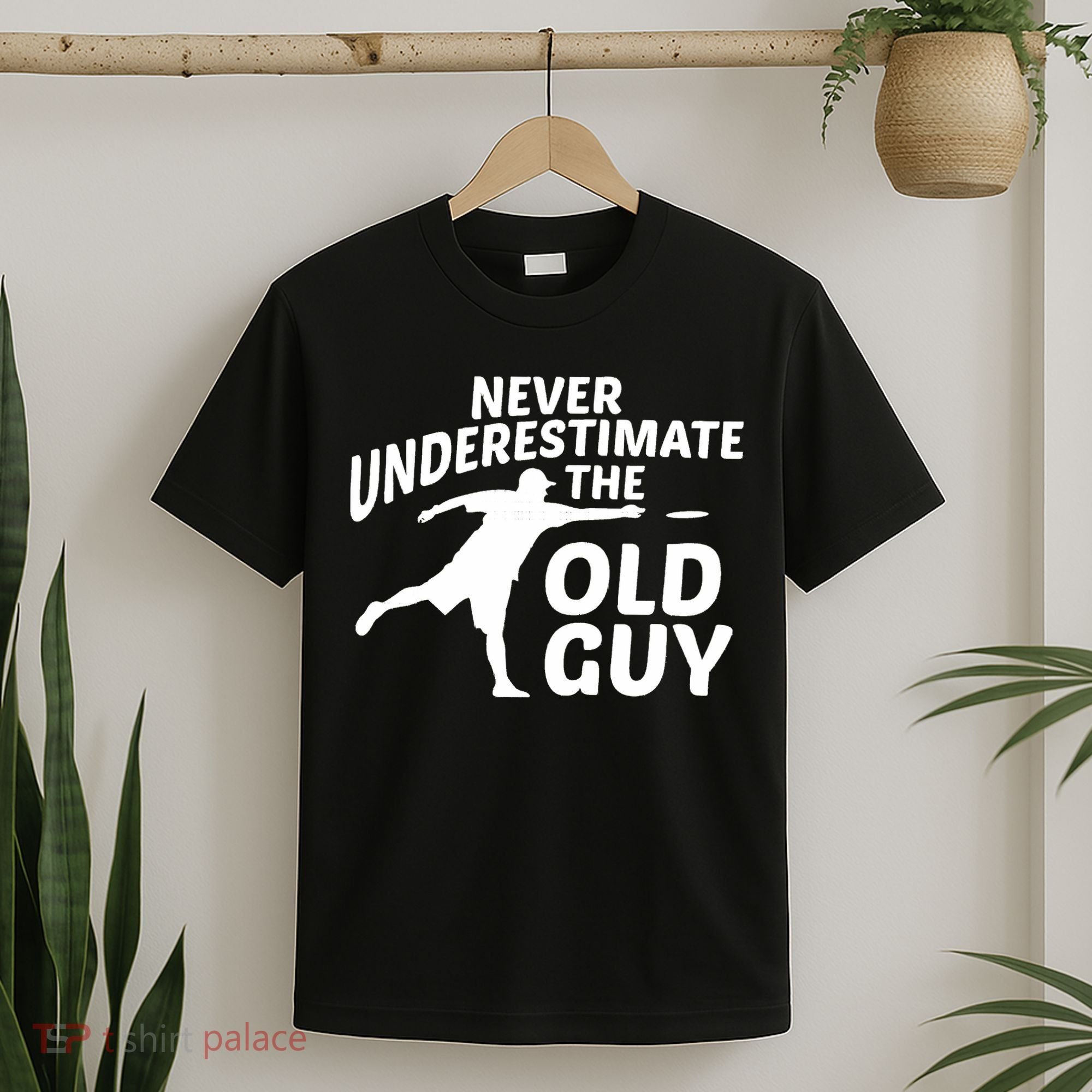 Never Underestimate The Old Guy Retron Vintage Disc Golf T-Shirt