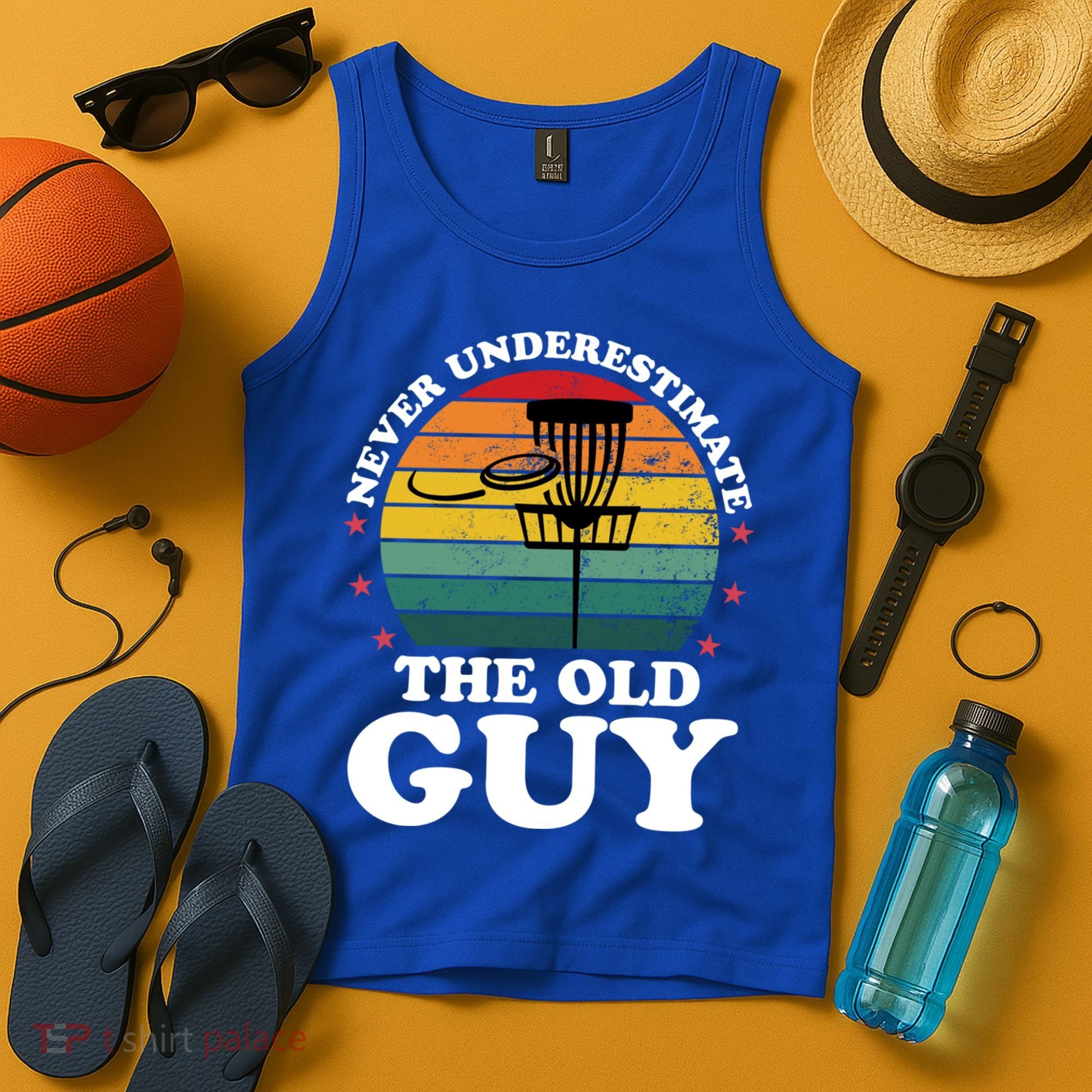 Never Underestimate The Old Guy Funny Disc Golf Frisbee Gift Tank Top