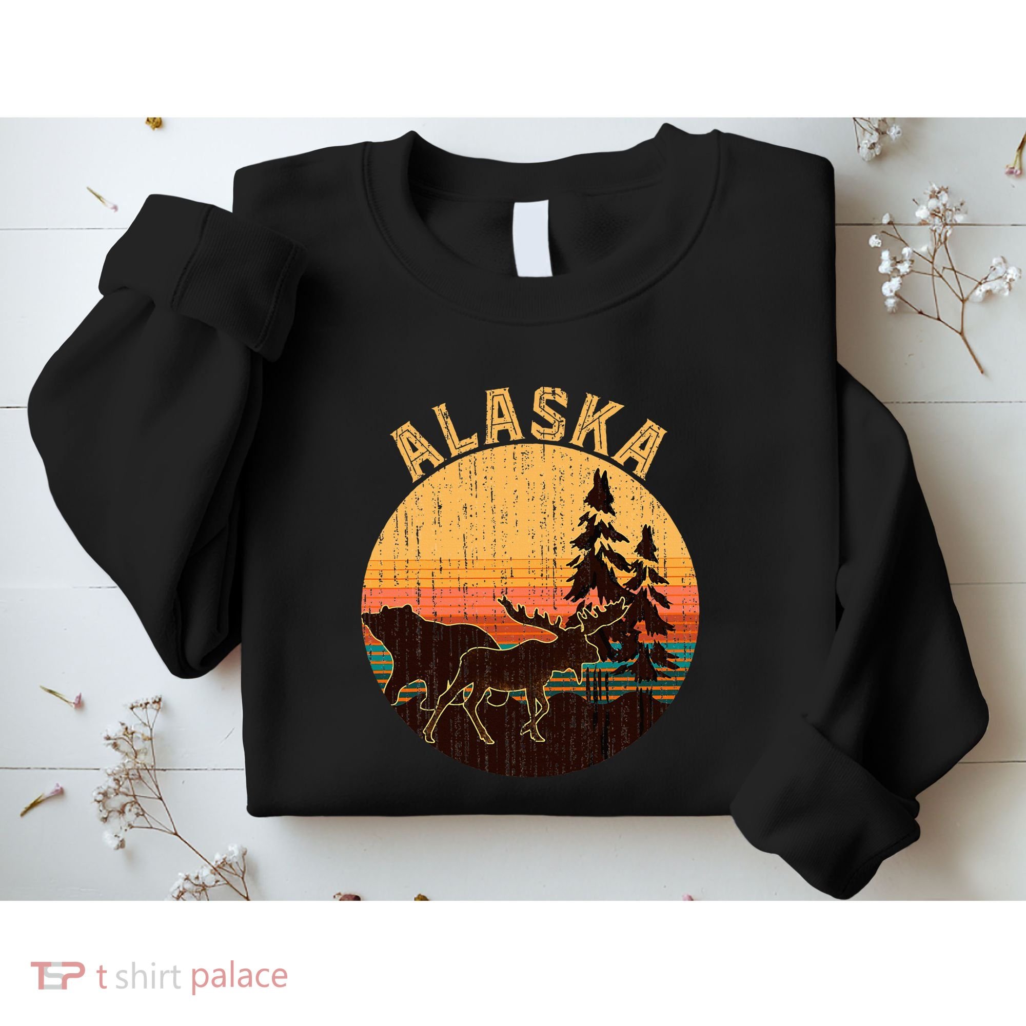 Nature Willdife Bear Moose Alaskan Animal Forest Alaska Sweatshirt