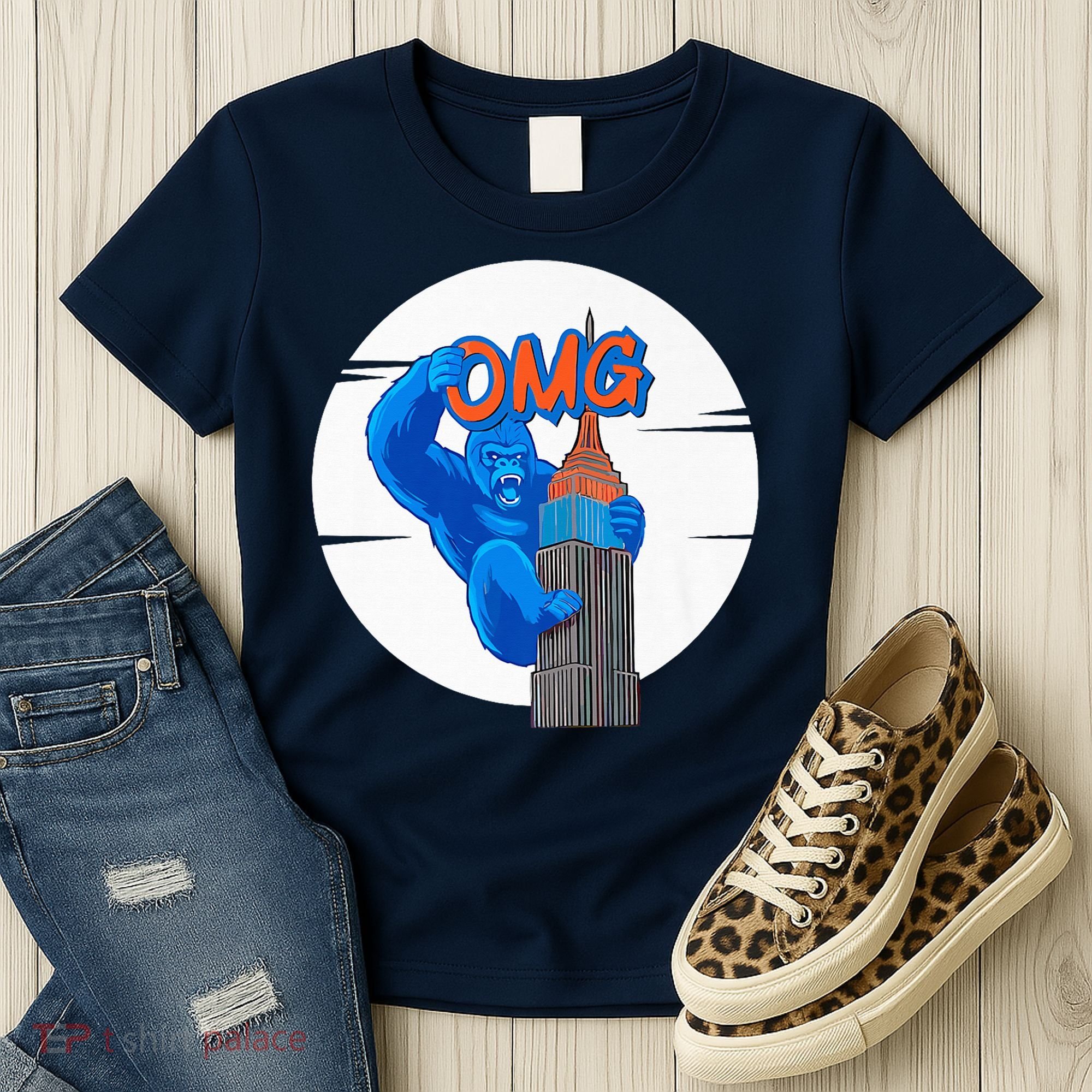New York Omg Gorilla Top Tower Women's T-Shirt