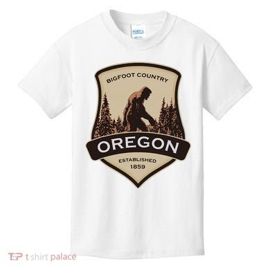 Oregon And A Bigfoot Or A Sasquatch Kids T-Shirt