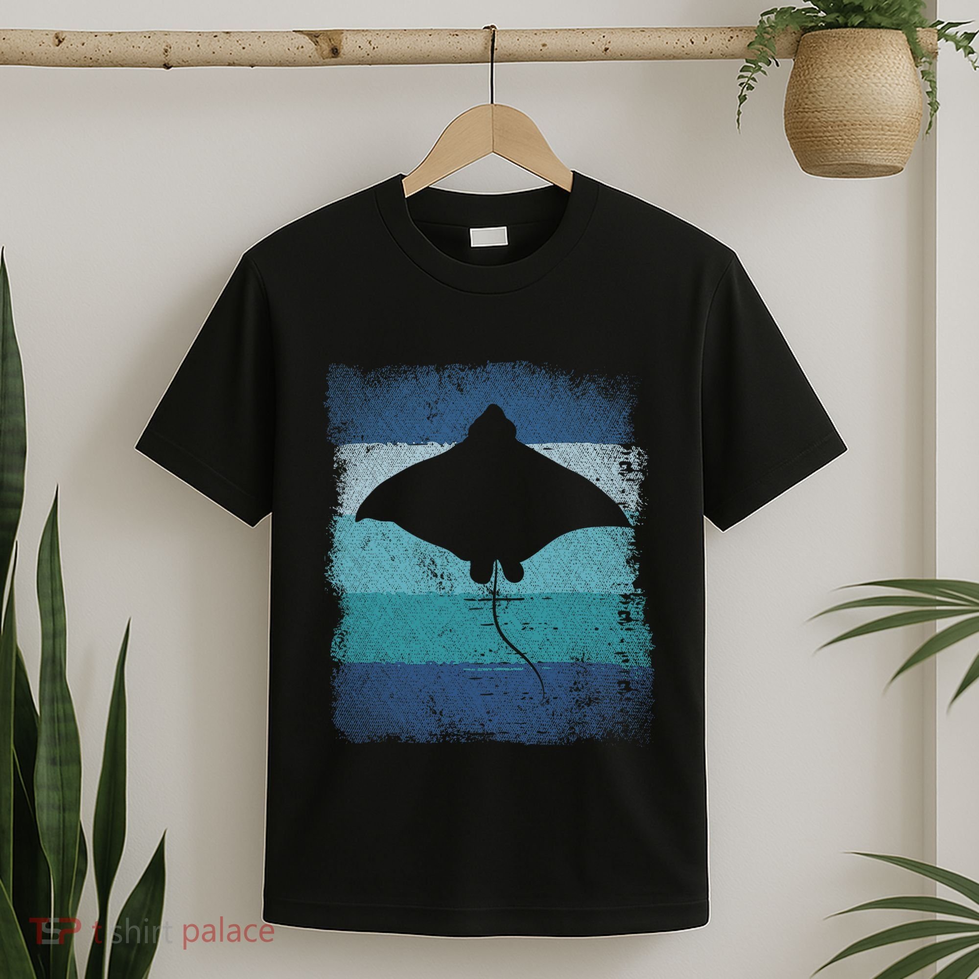 Ocean Animal Scuba Diving Stingray Retro Manta Ray T-Shirt
