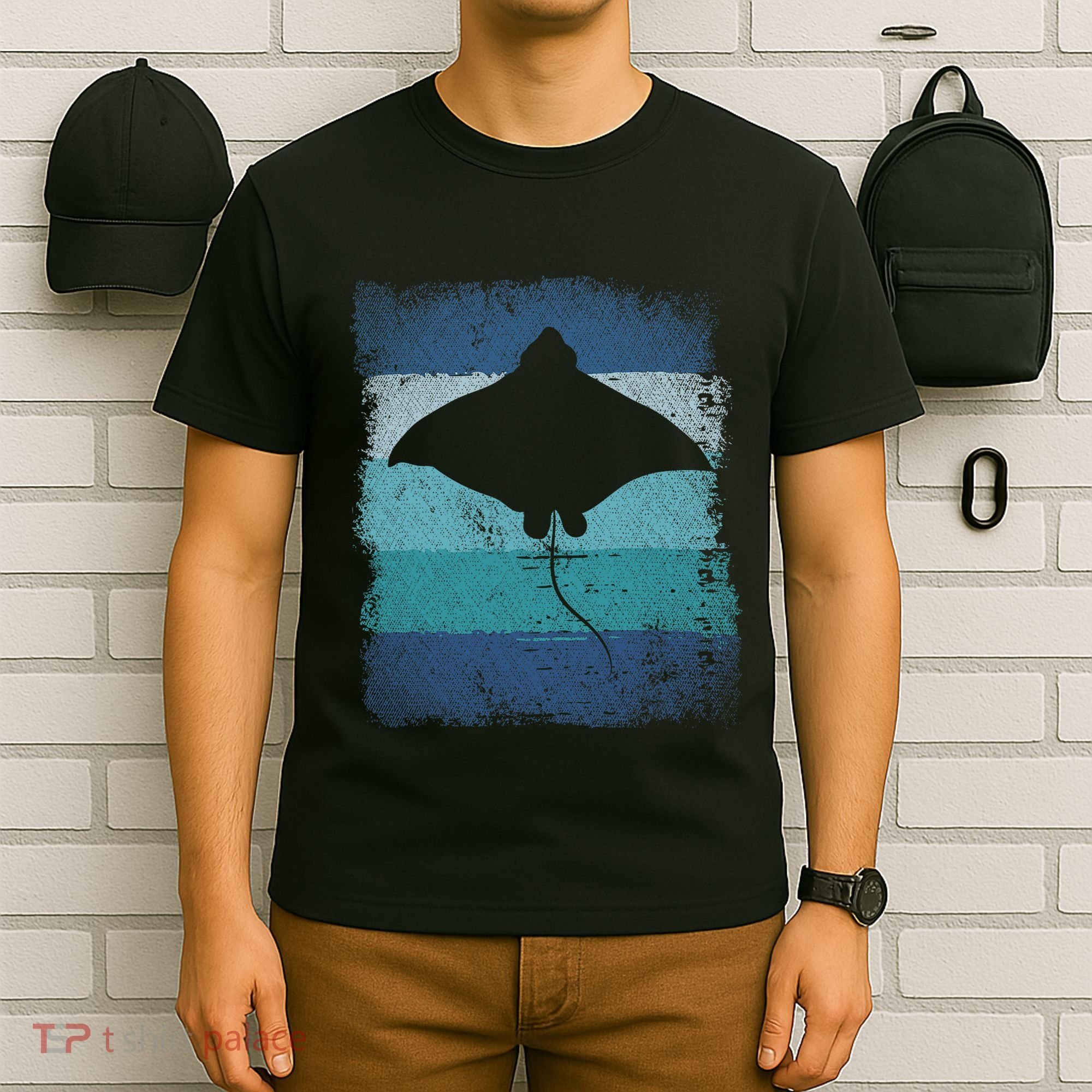 Ocean Animal Scuba Diving Stingray Retro Manta Ray T-Shirt