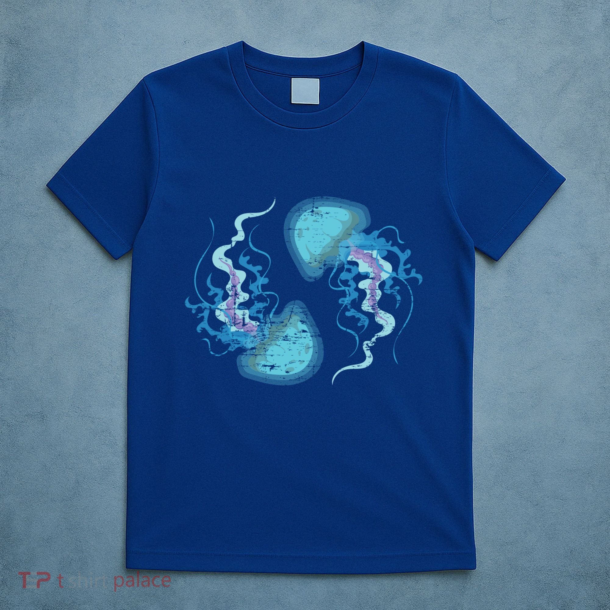 Ocean Animal Zoo Keeper Gift Sea Creature Animal Jellyfish Gift T-Shirt