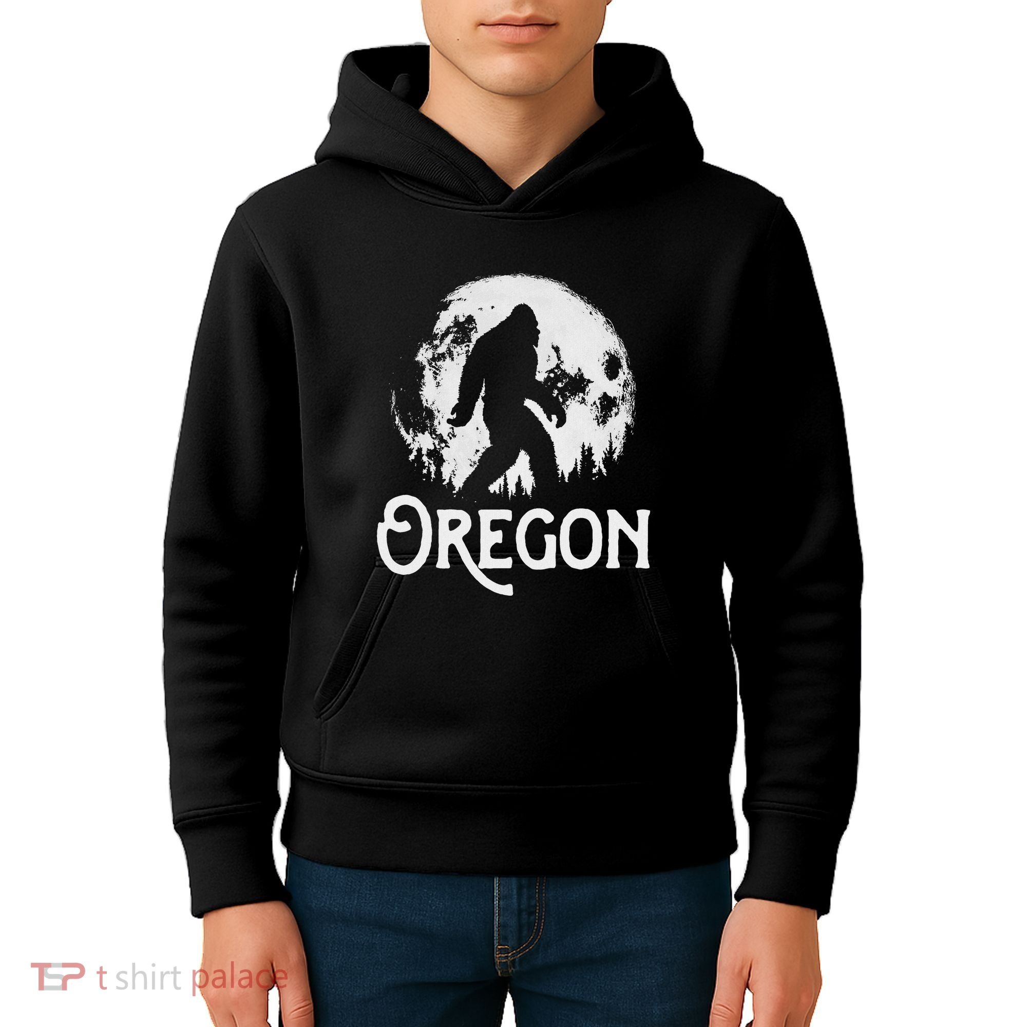 Oregon Bigfoot At Night! Cool Full Moon & Trees Sasquatch Kids Hoodie