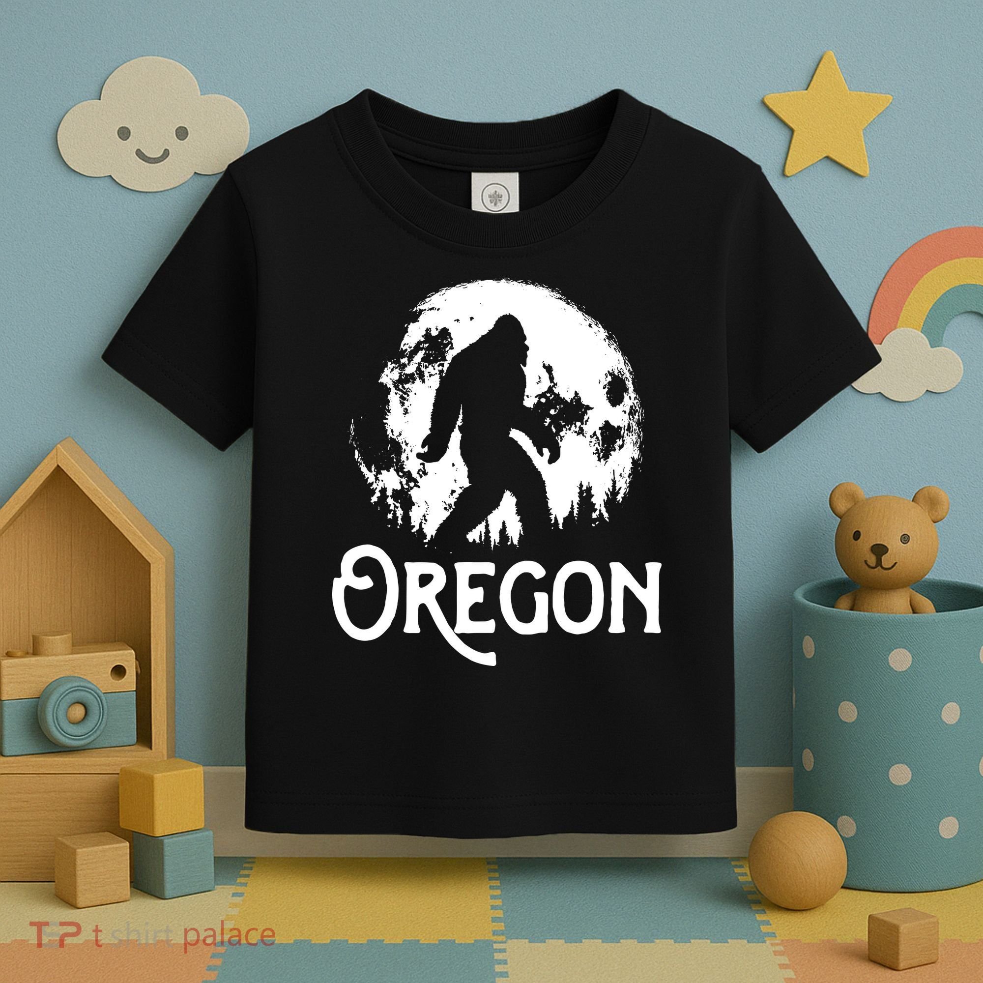 Oregon Bigfoot At Night Cool Full Moon Trees Sasquatch Toddler T-Shirt