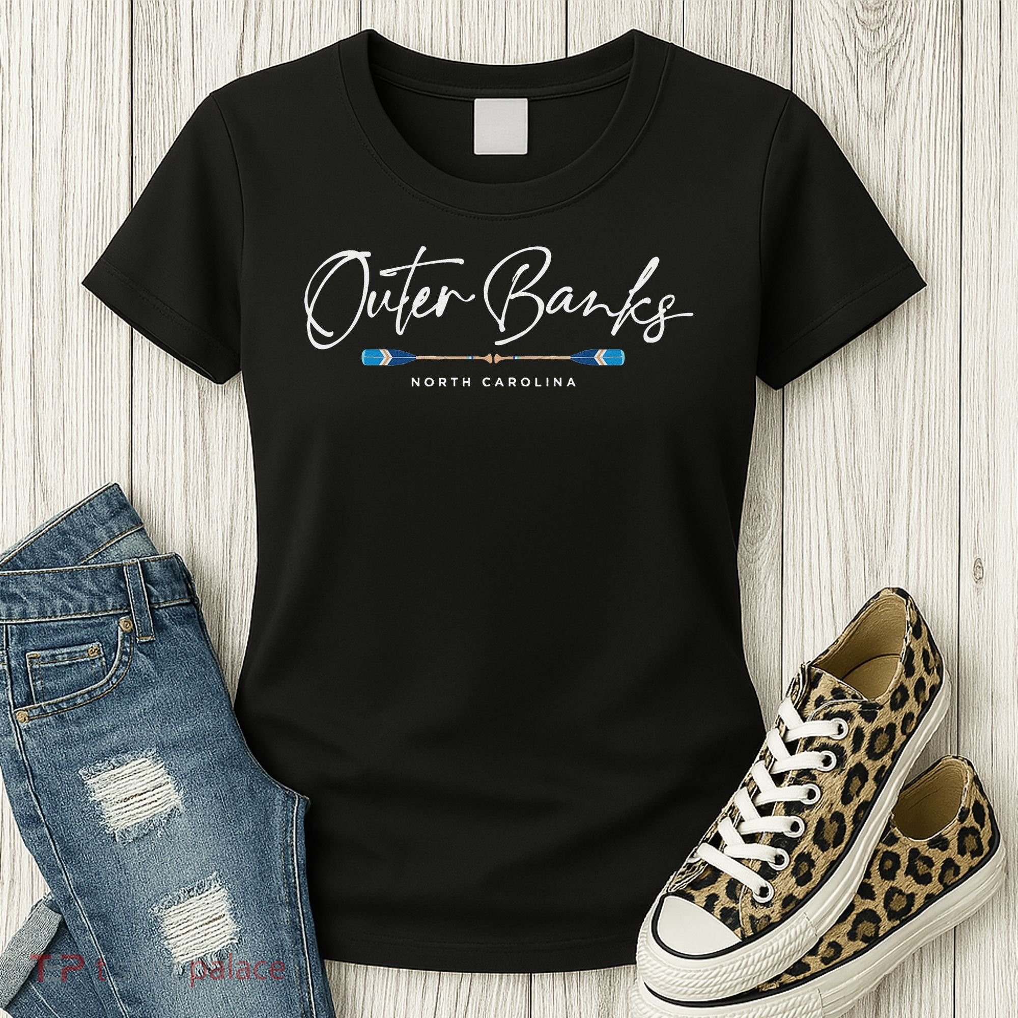 Outer Banks North Carolina Oars Graphic Women's T-Shirt