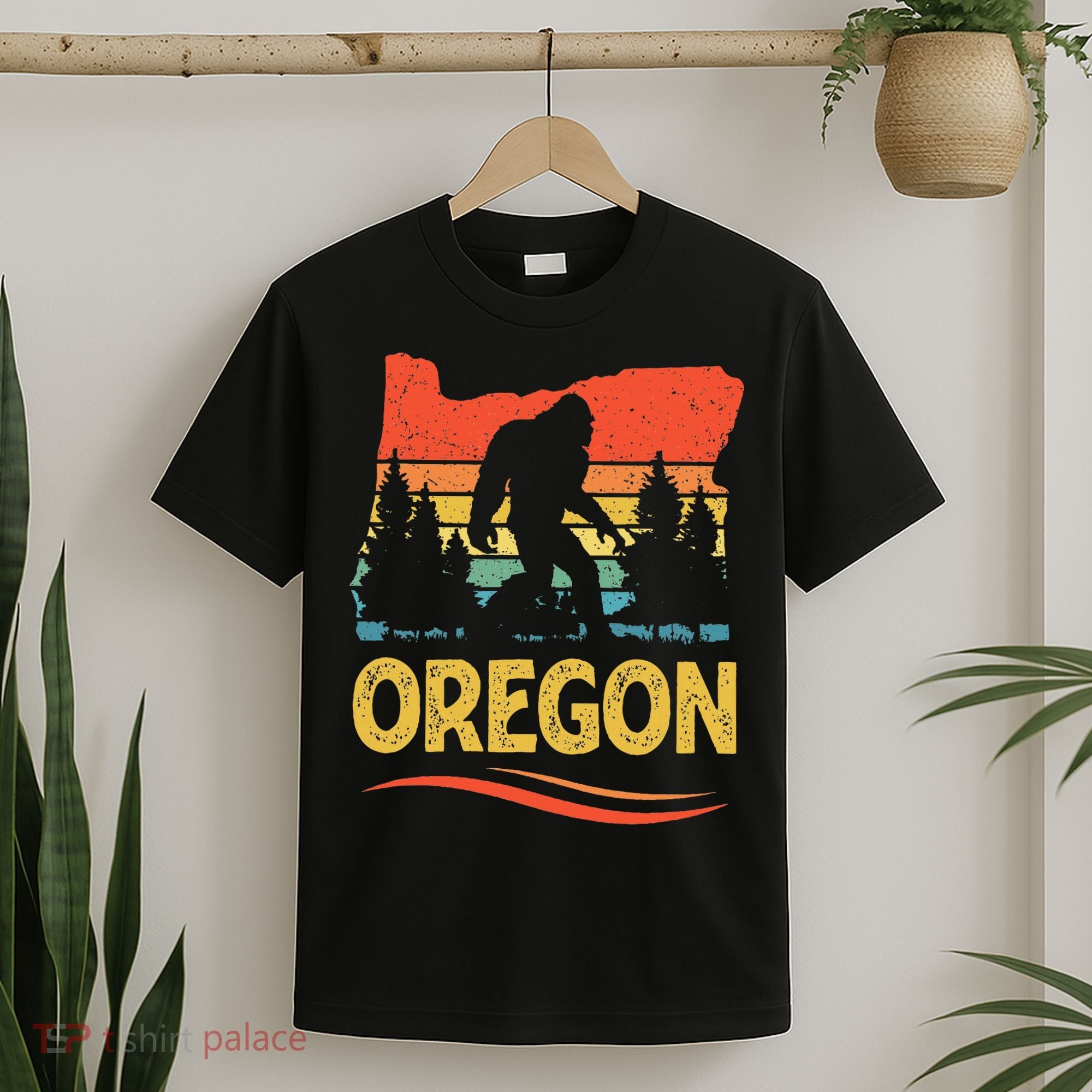 Oregon Bigfoot Oregon With A Bigfoot Or A Sasquatch T-Shirt